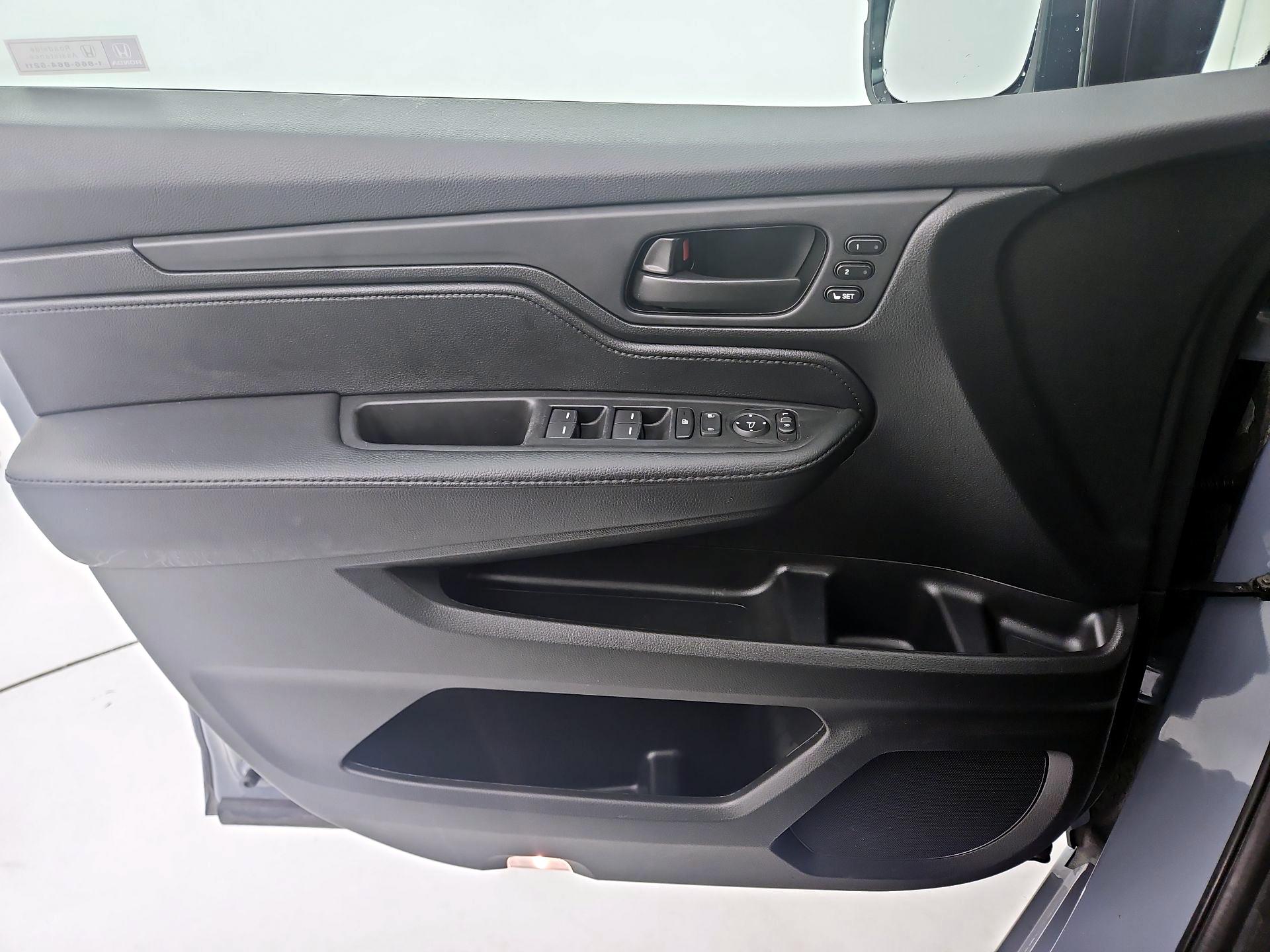 Thumbnail: 2025 Honda Odyssey - 10
