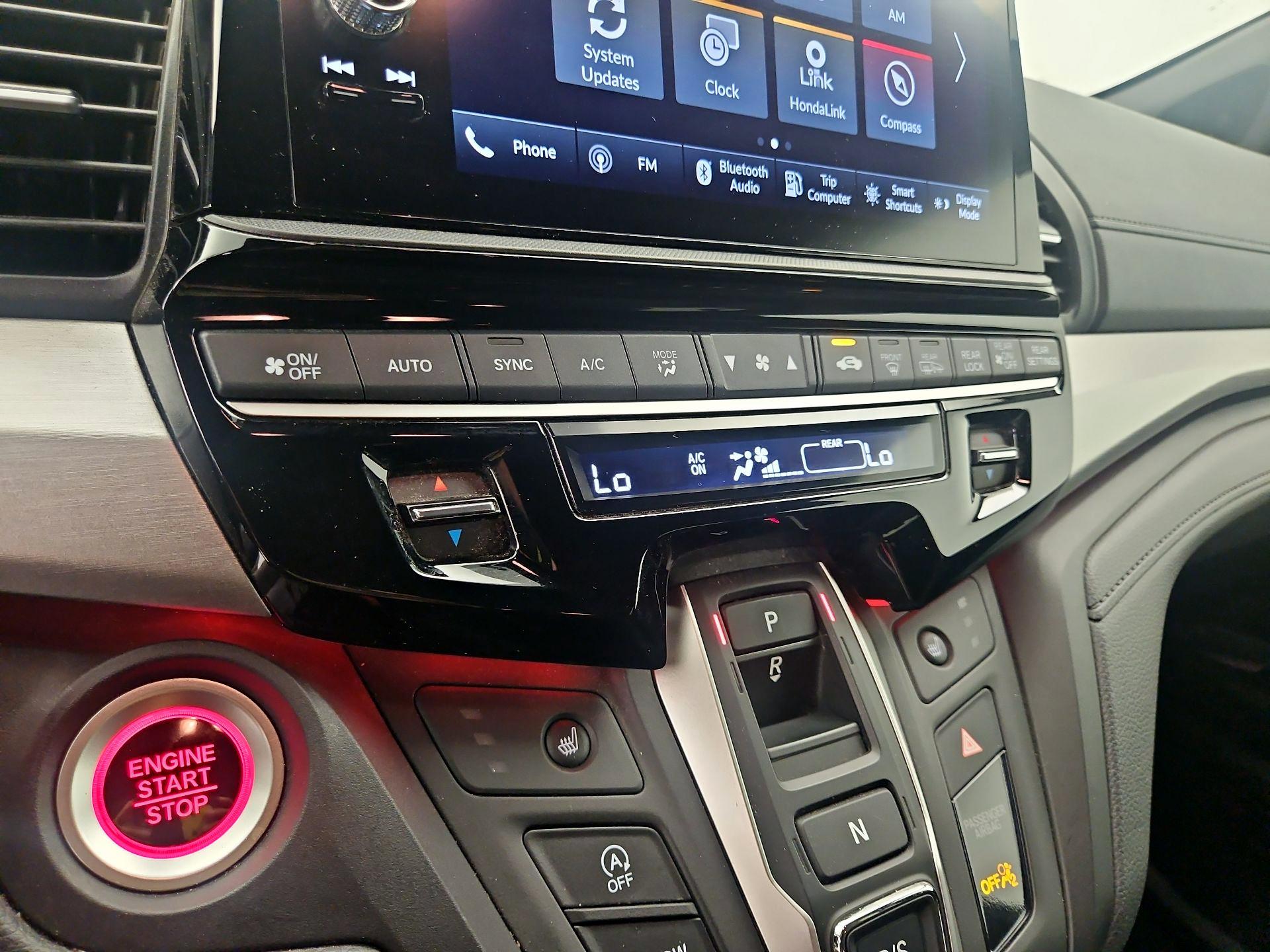 Thumbnail: 2025 Honda Odyssey - 14
