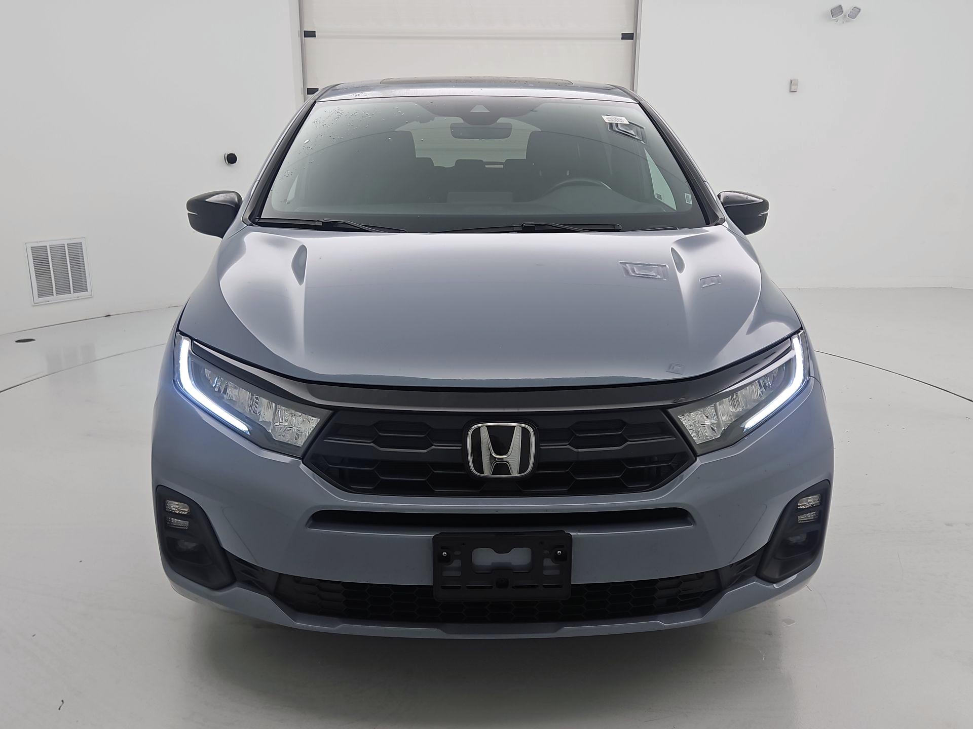 Thumbnail: 2025 Honda Odyssey - 2