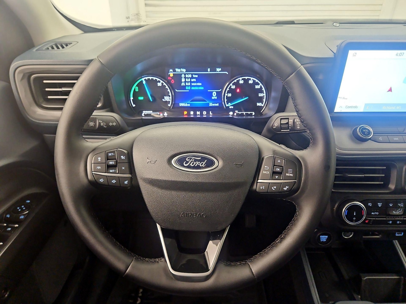2024 Ford Maverick Lariat - Photo 9