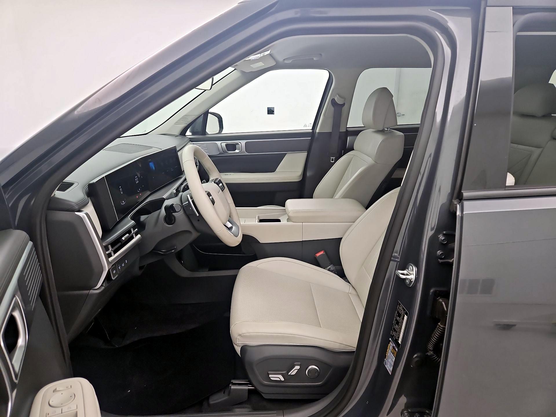 Thumbnail: 2025 Hyundai Santa Fe - 11