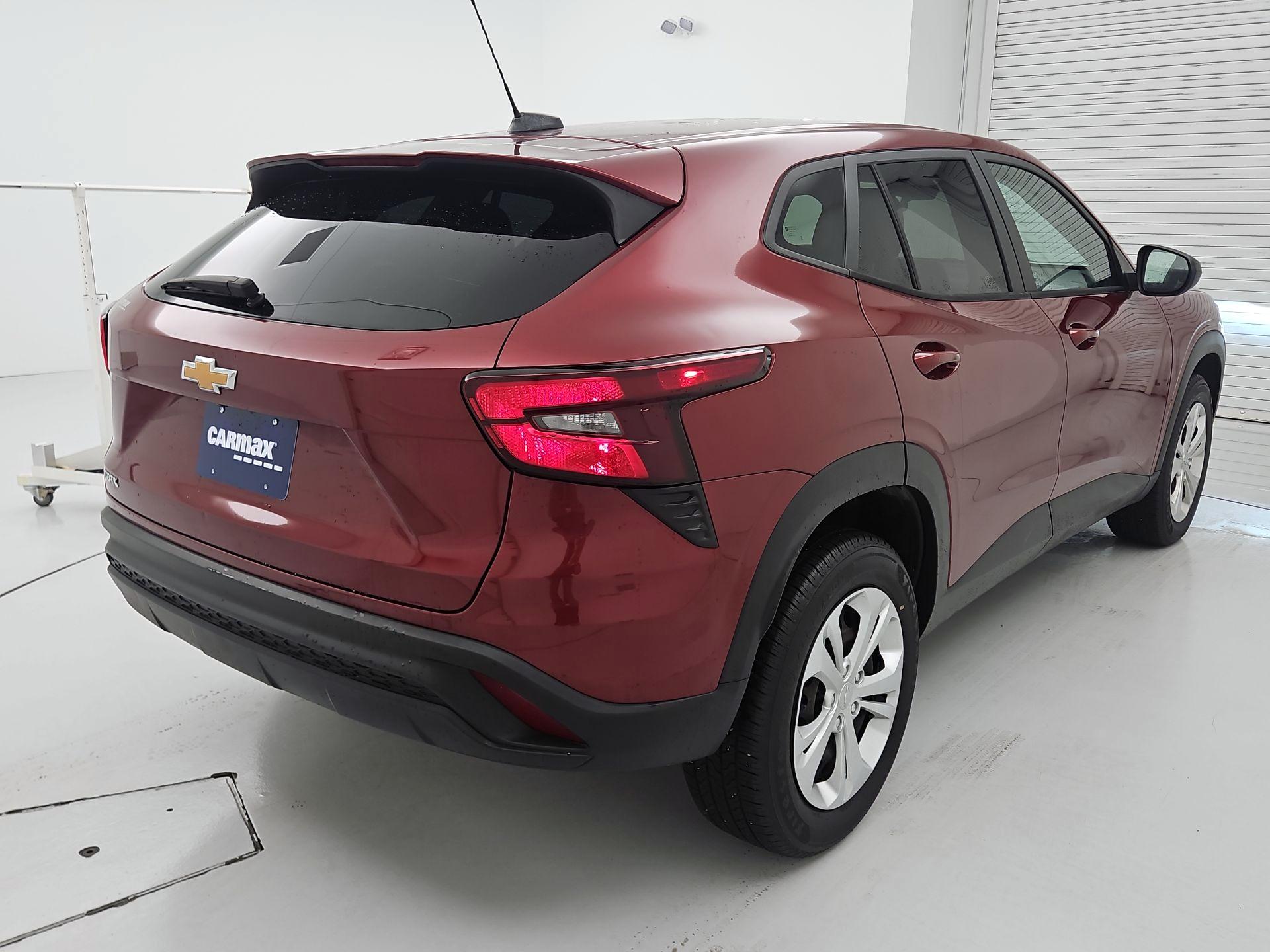 Thumbnail: 2024 Chevrolet Trax - 5
