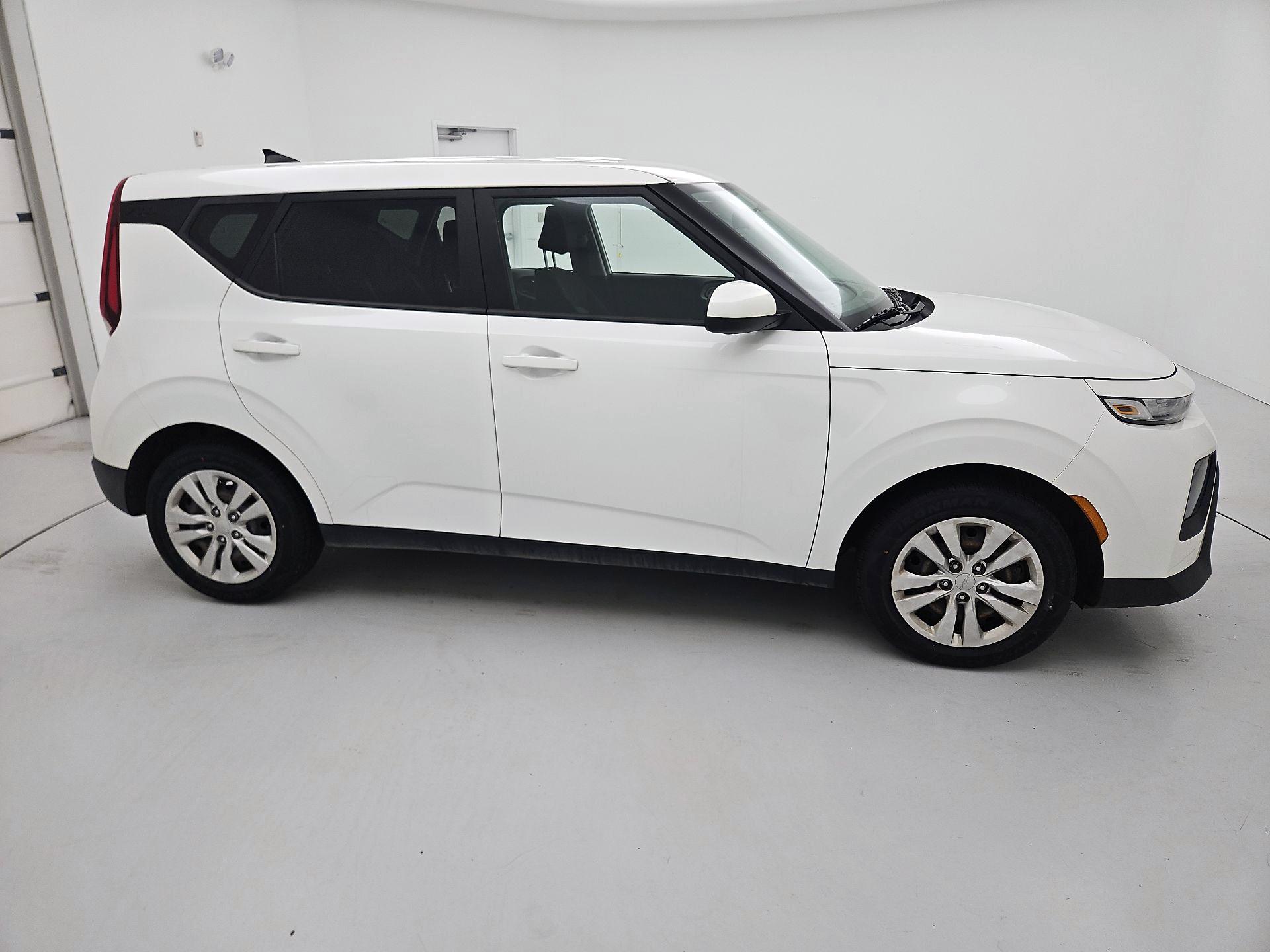 Thumbnail: 2022 Kia Soul - 4