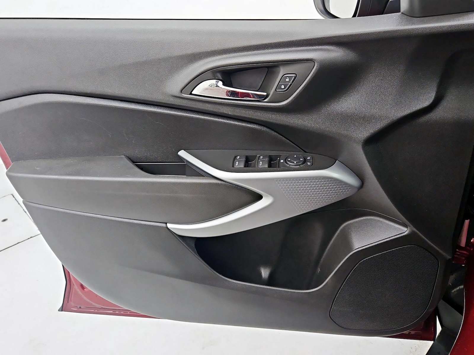 2024 Chevrolet Trax LS - Photo 13