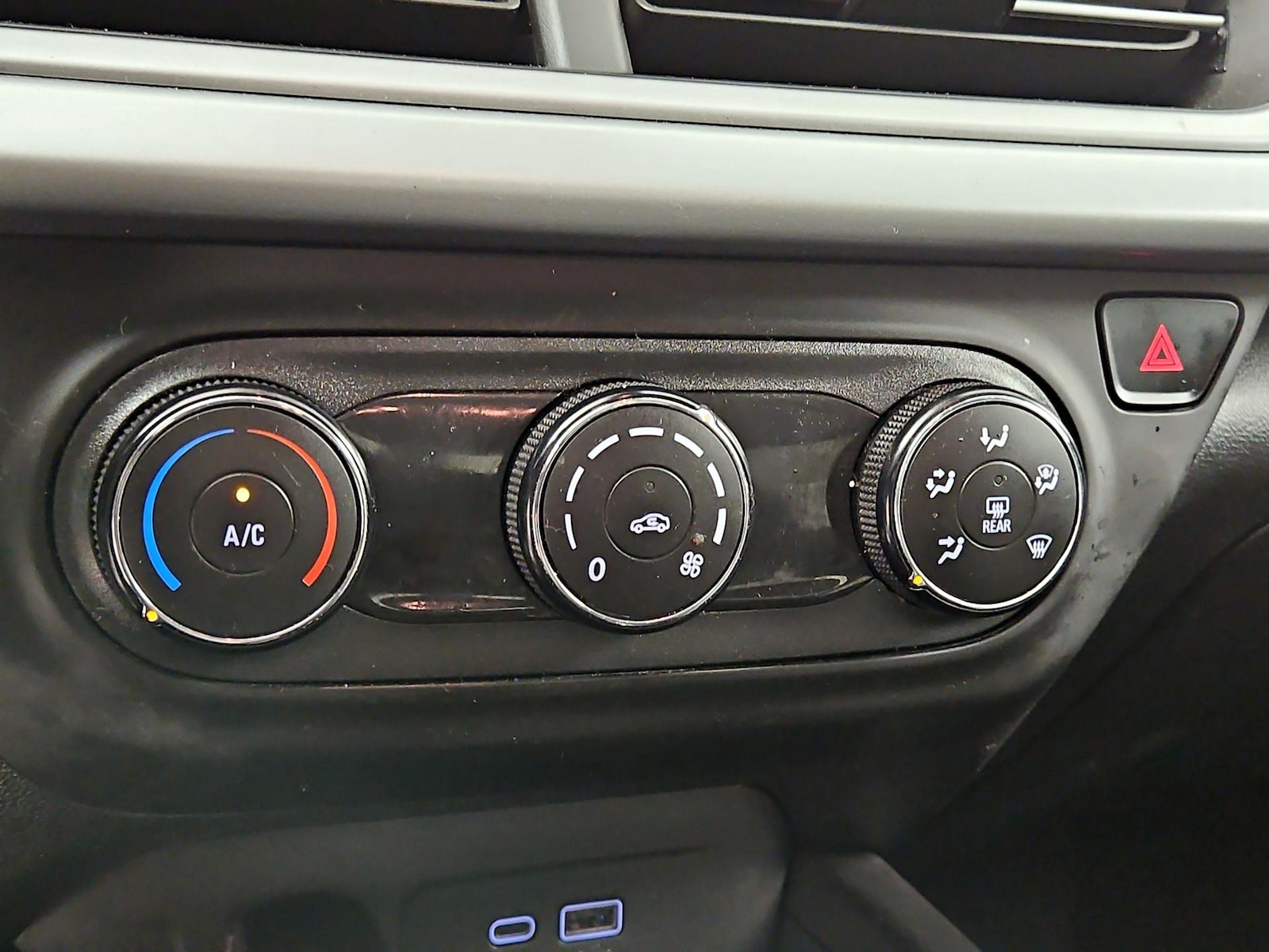 2024 Chevrolet Trax LS - Photo 17