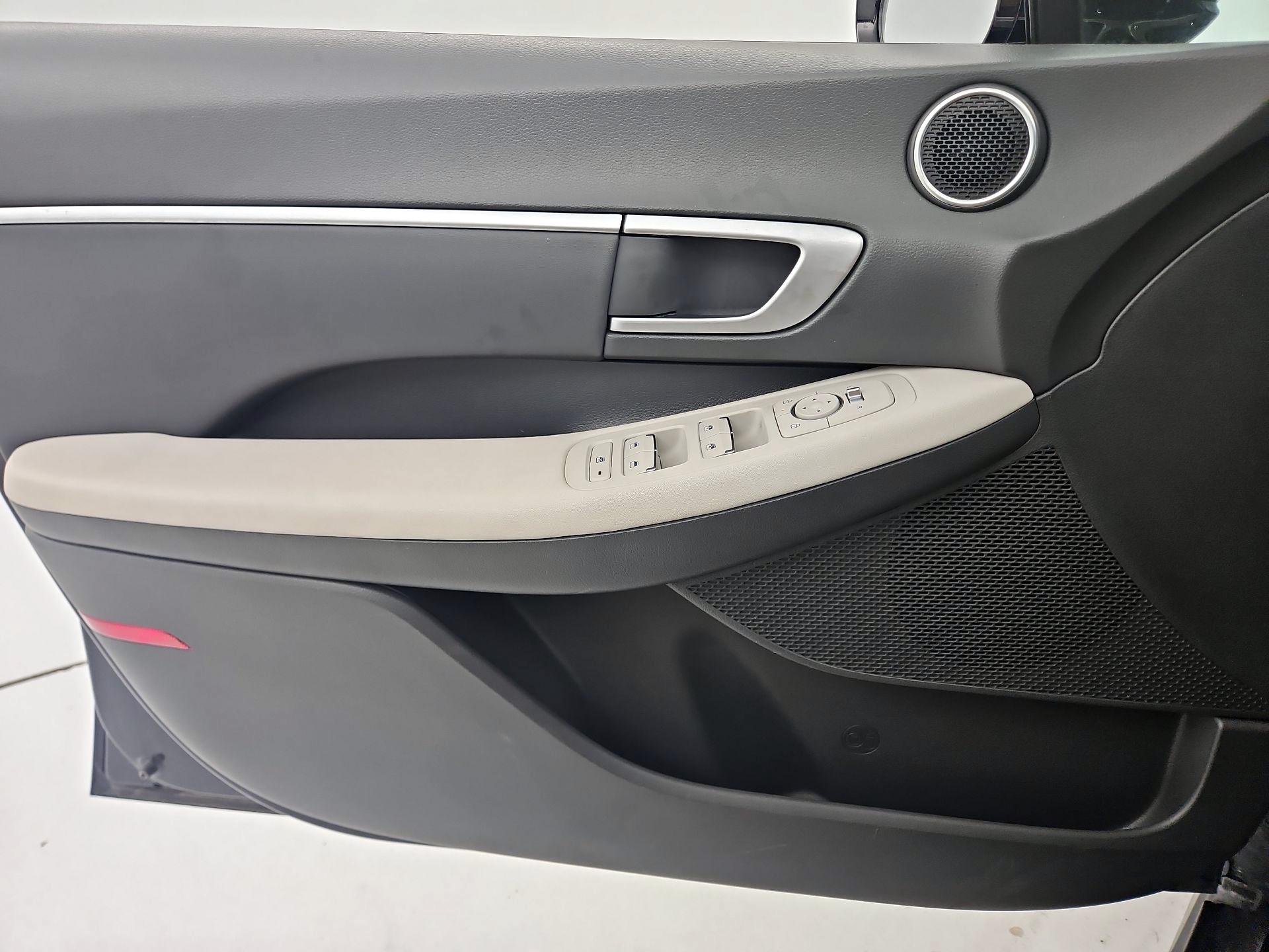 Thumbnail: 2025 Hyundai Sonata - 10