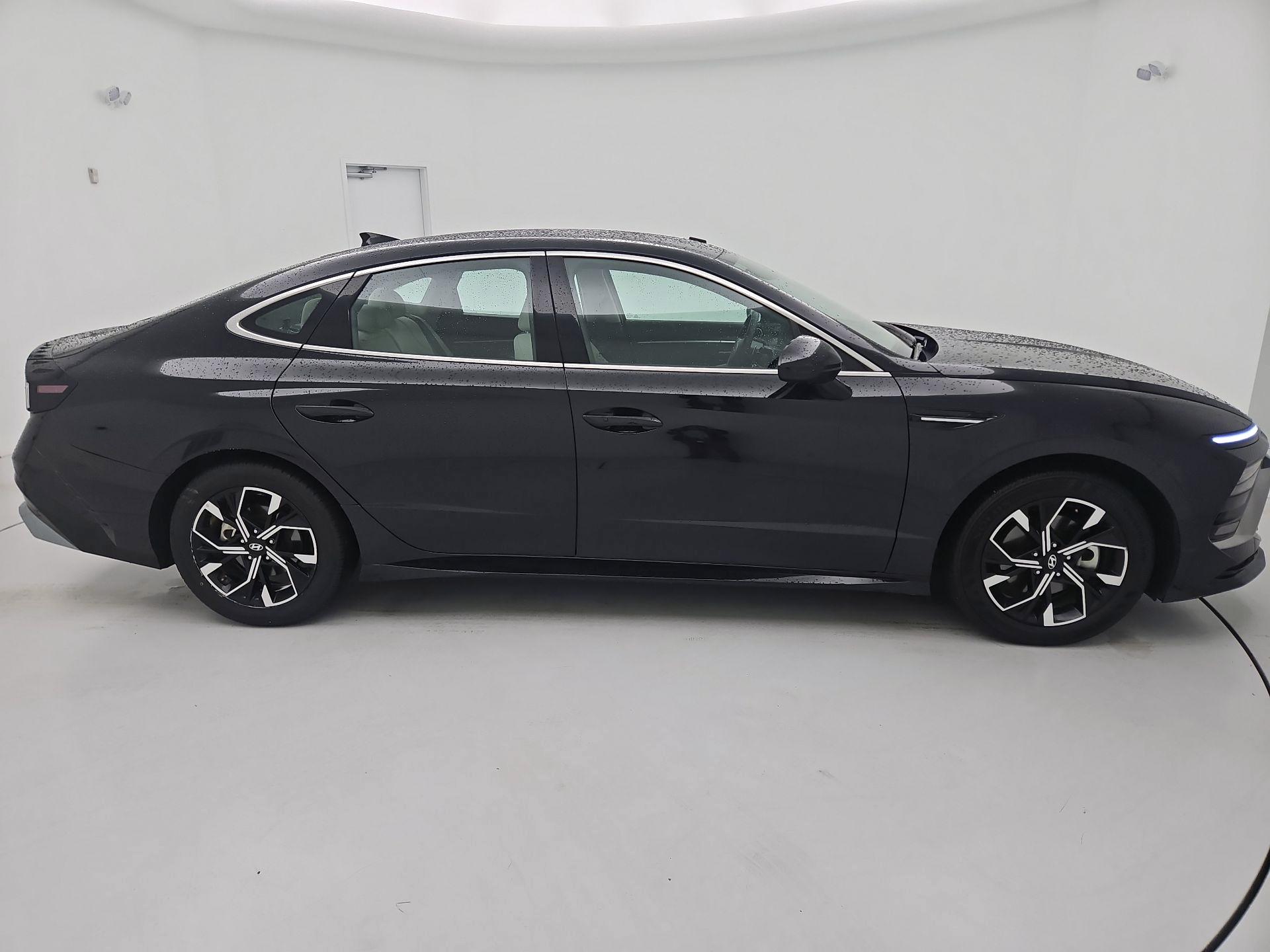 Thumbnail: 2025 Hyundai Sonata - 4