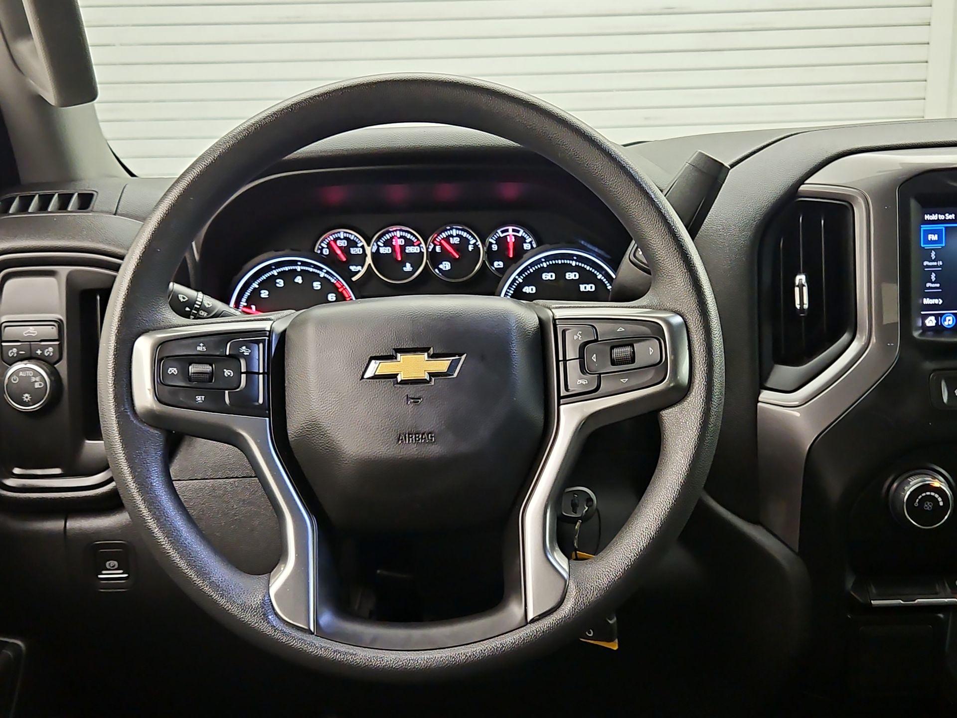 Thumbnail: 2022 Chevrolet Silverado 1500 - 10