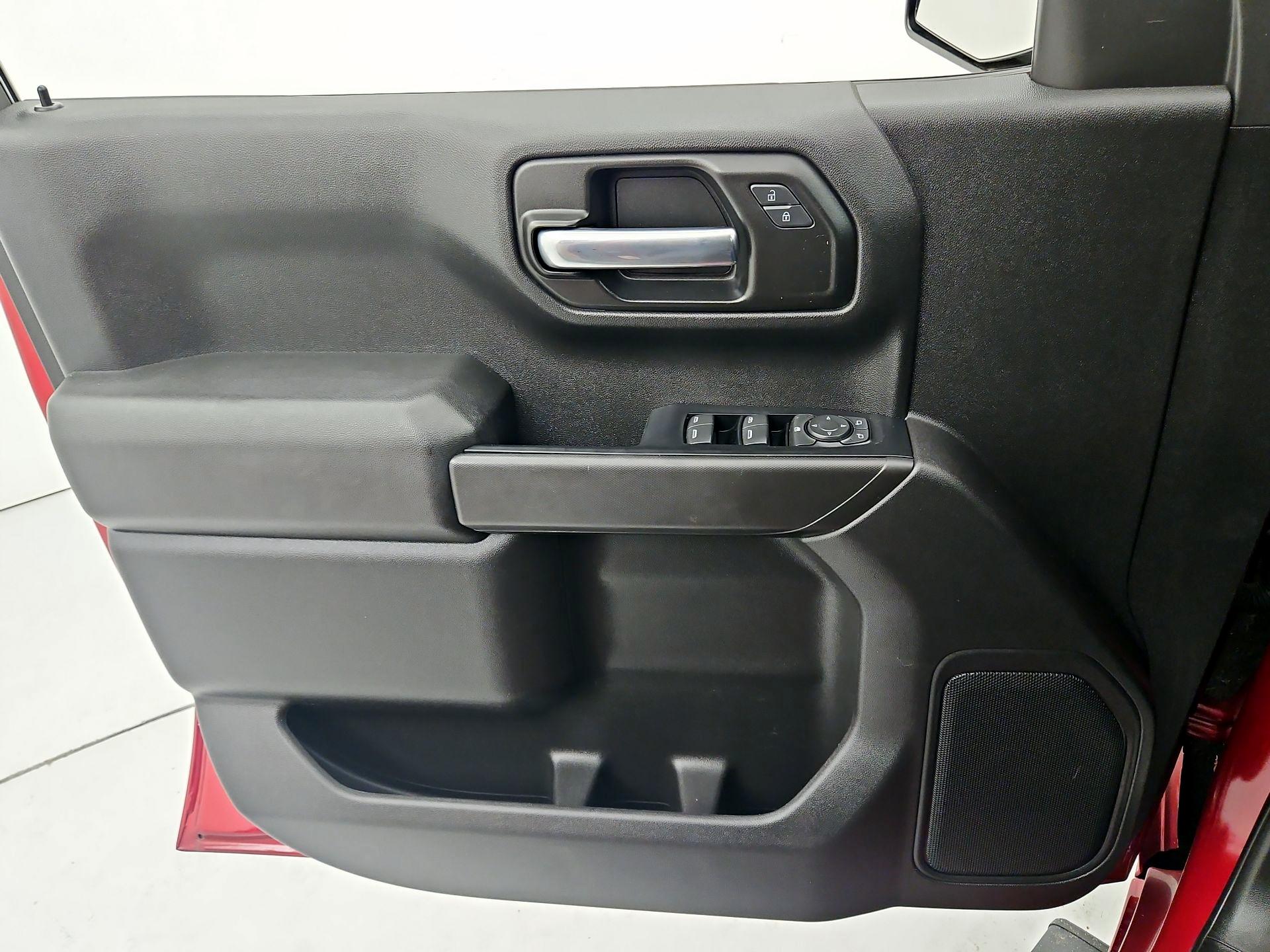 Thumbnail: 2022 Chevrolet Silverado 1500 - 12