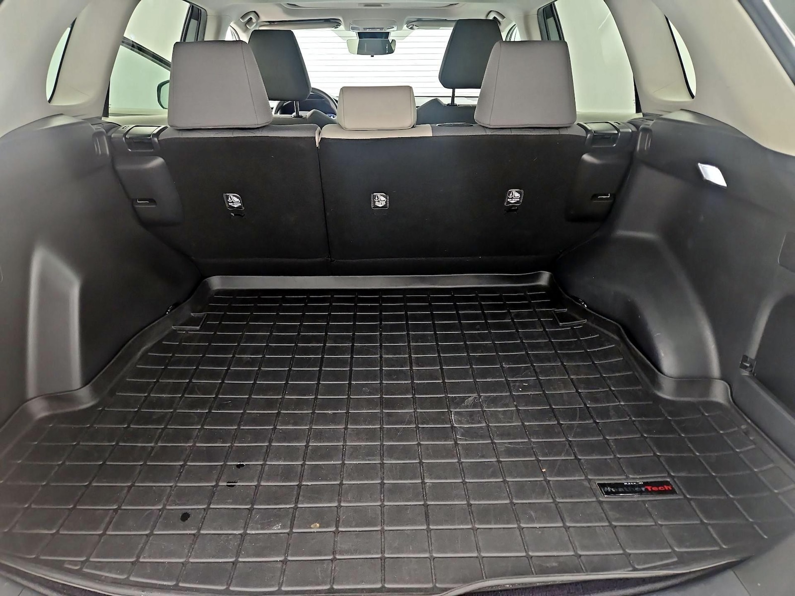 2022 Toyota RAV4 XLE - Photo 21