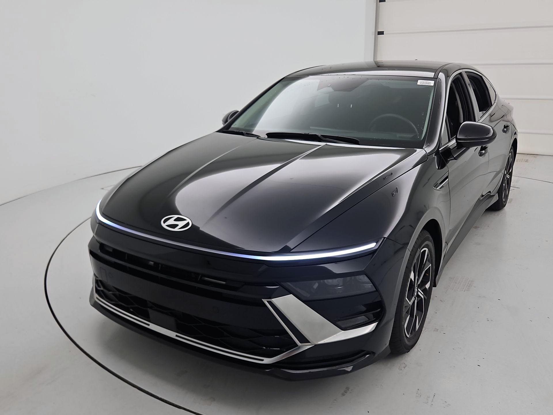 Thumbnail: 2024 Hyundai Sonata - 3