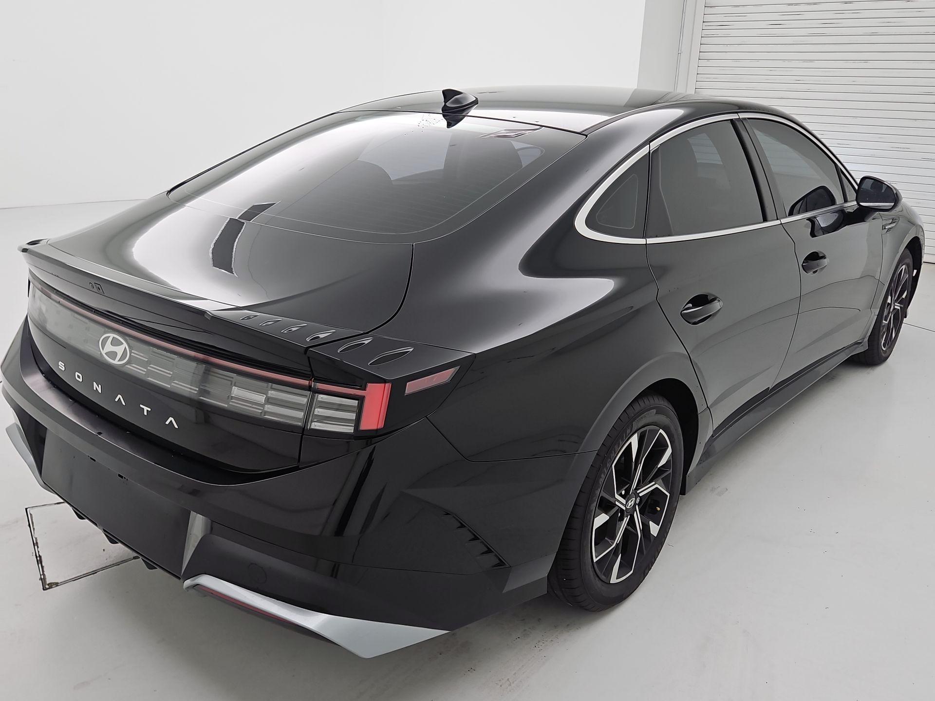 Thumbnail: 2024 Hyundai Sonata - 5