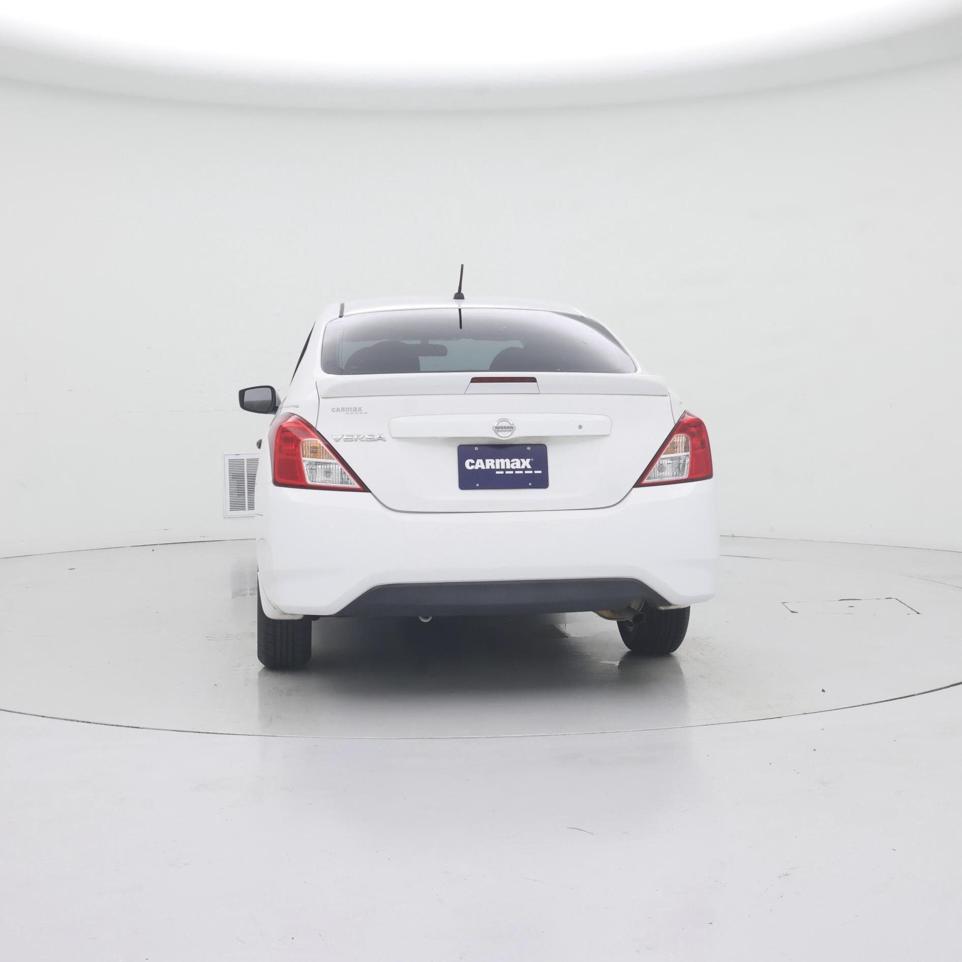 Thumbnail: 2017 Nissan Versa - 6