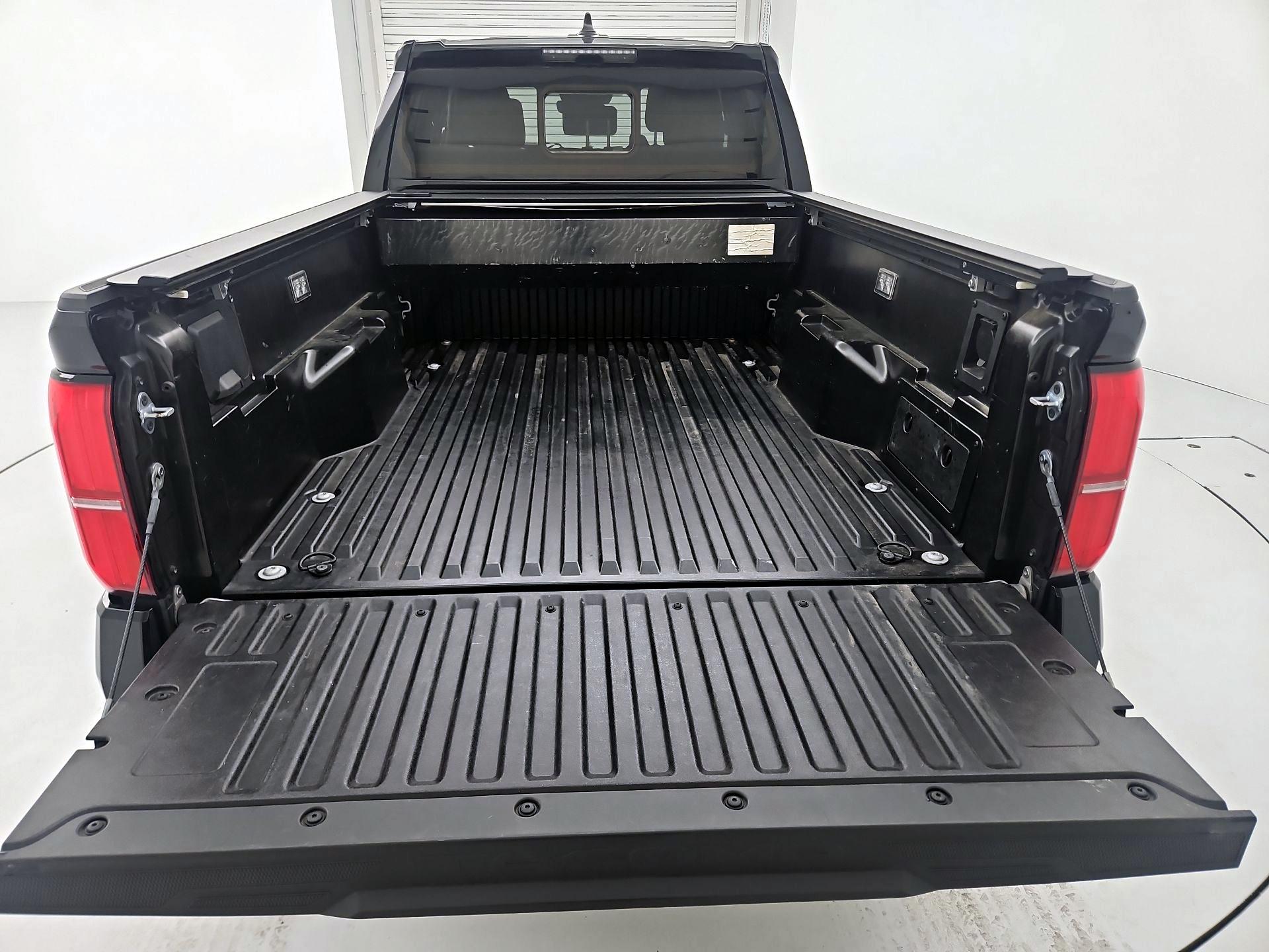 Thumbnail: 2024 Toyota Tacoma - 18