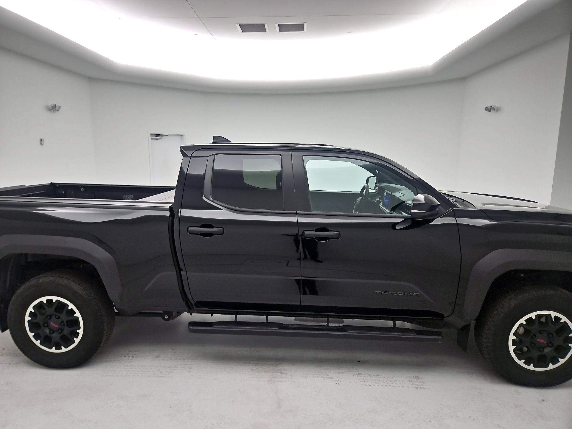 Thumbnail: 2024 Toyota Tacoma - 4