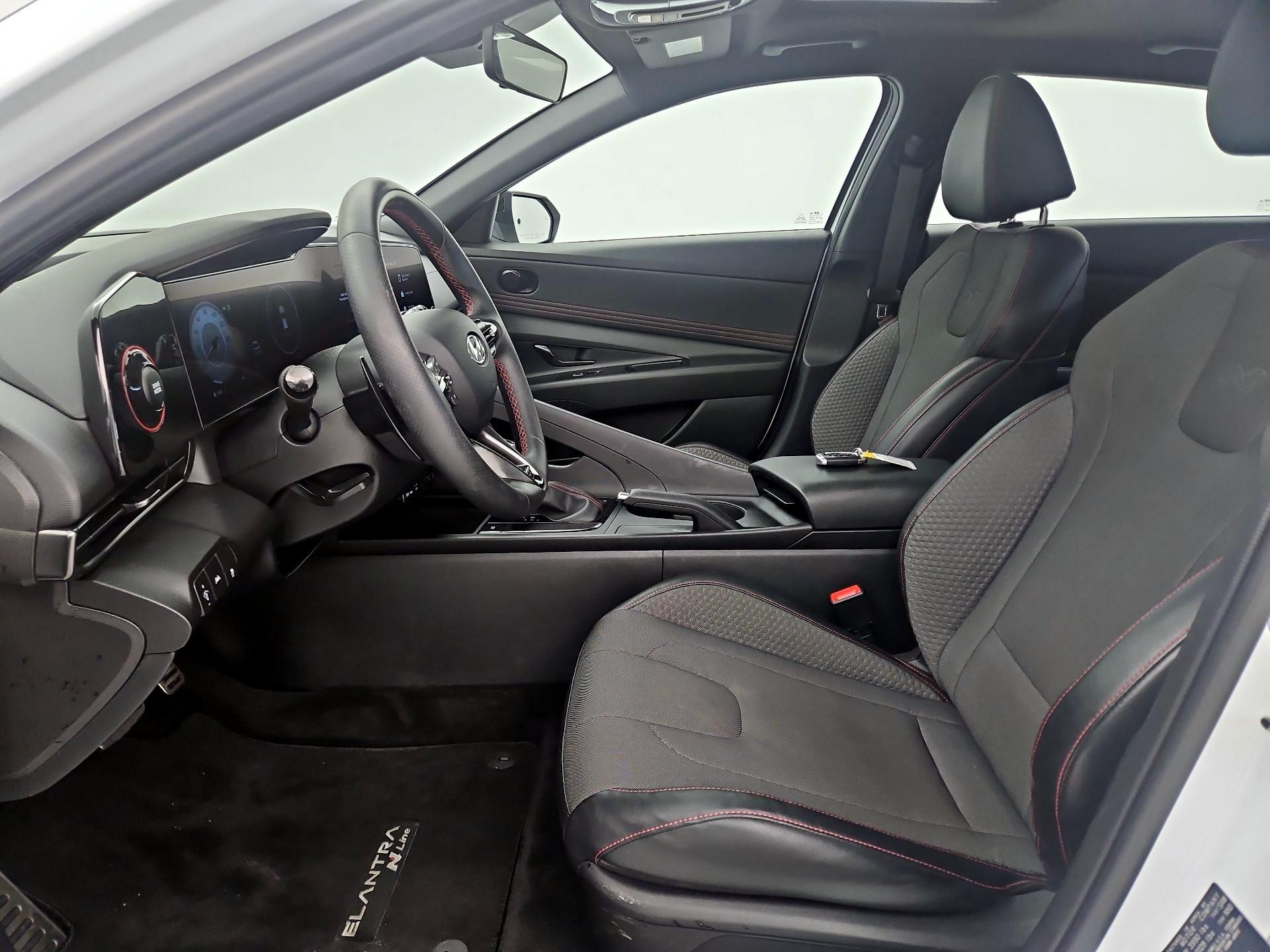 Thumbnail: 2023 Hyundai Elantra - 9
