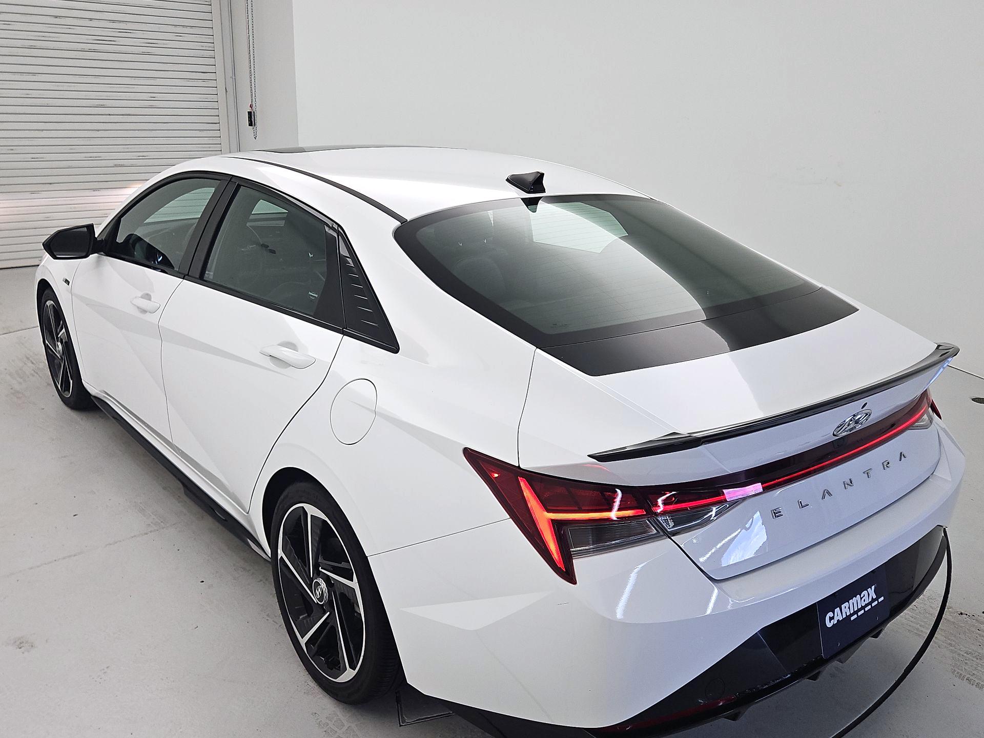 Thumbnail: 2023 Hyundai Elantra - 7