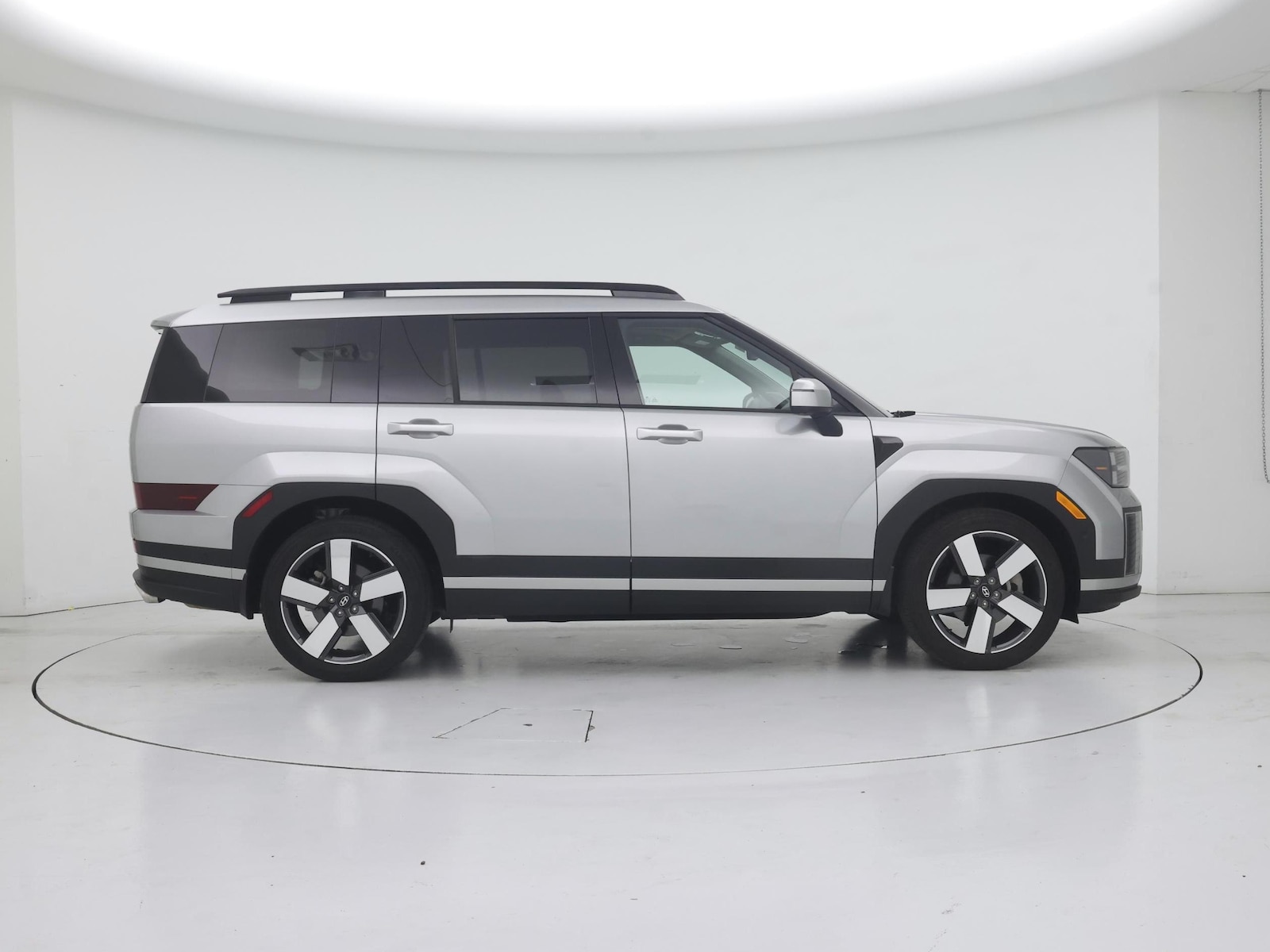 2024 Hyundai Santa Fe Limited - Photo 8