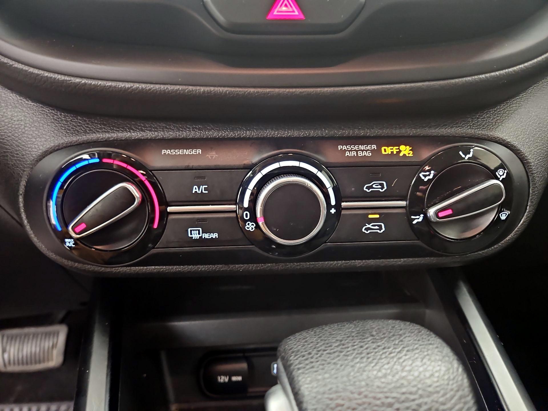 Thumbnail: 2023 Kia Soul - 14
