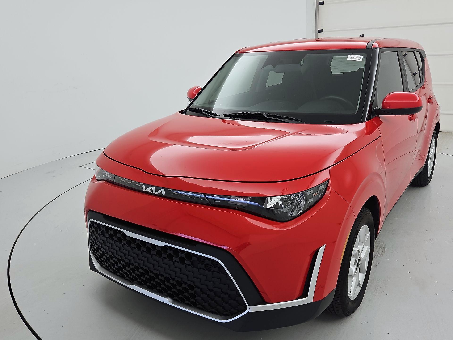 Thumbnail: 2023 Kia Soul - 3