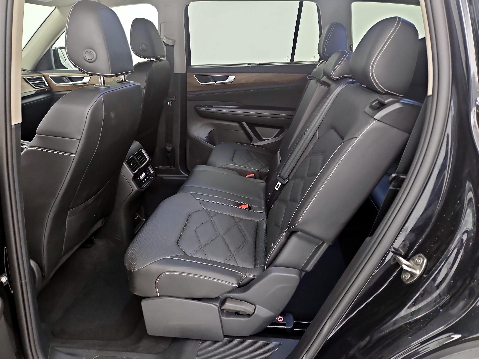 Thumbnail: 2025 Volkswagen Atlas - 19