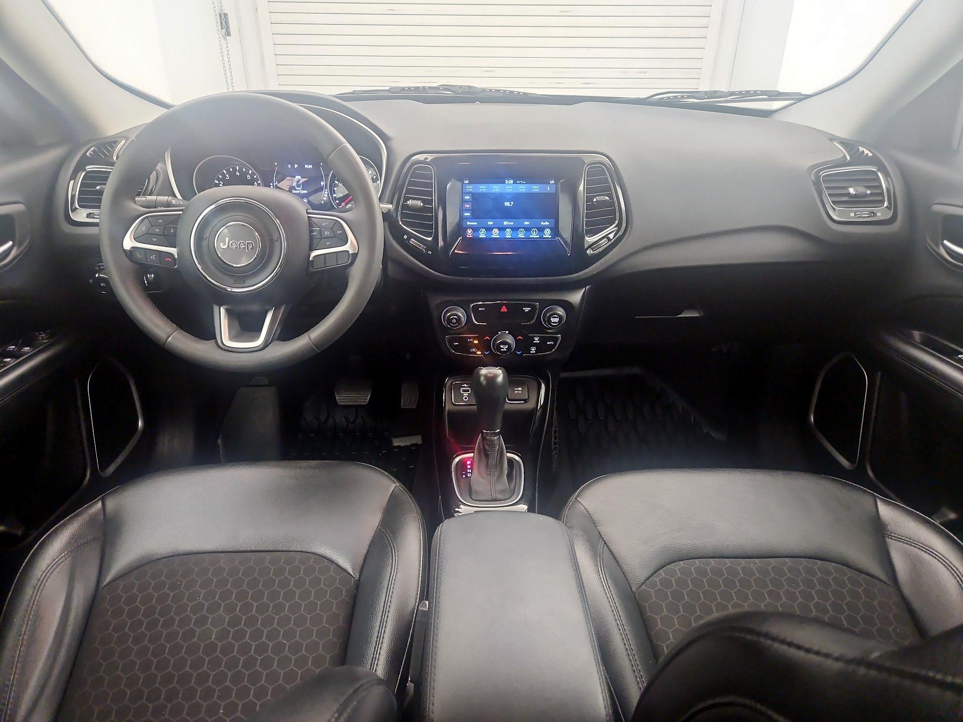 Thumbnail: 2021 Jeep Compass - 9