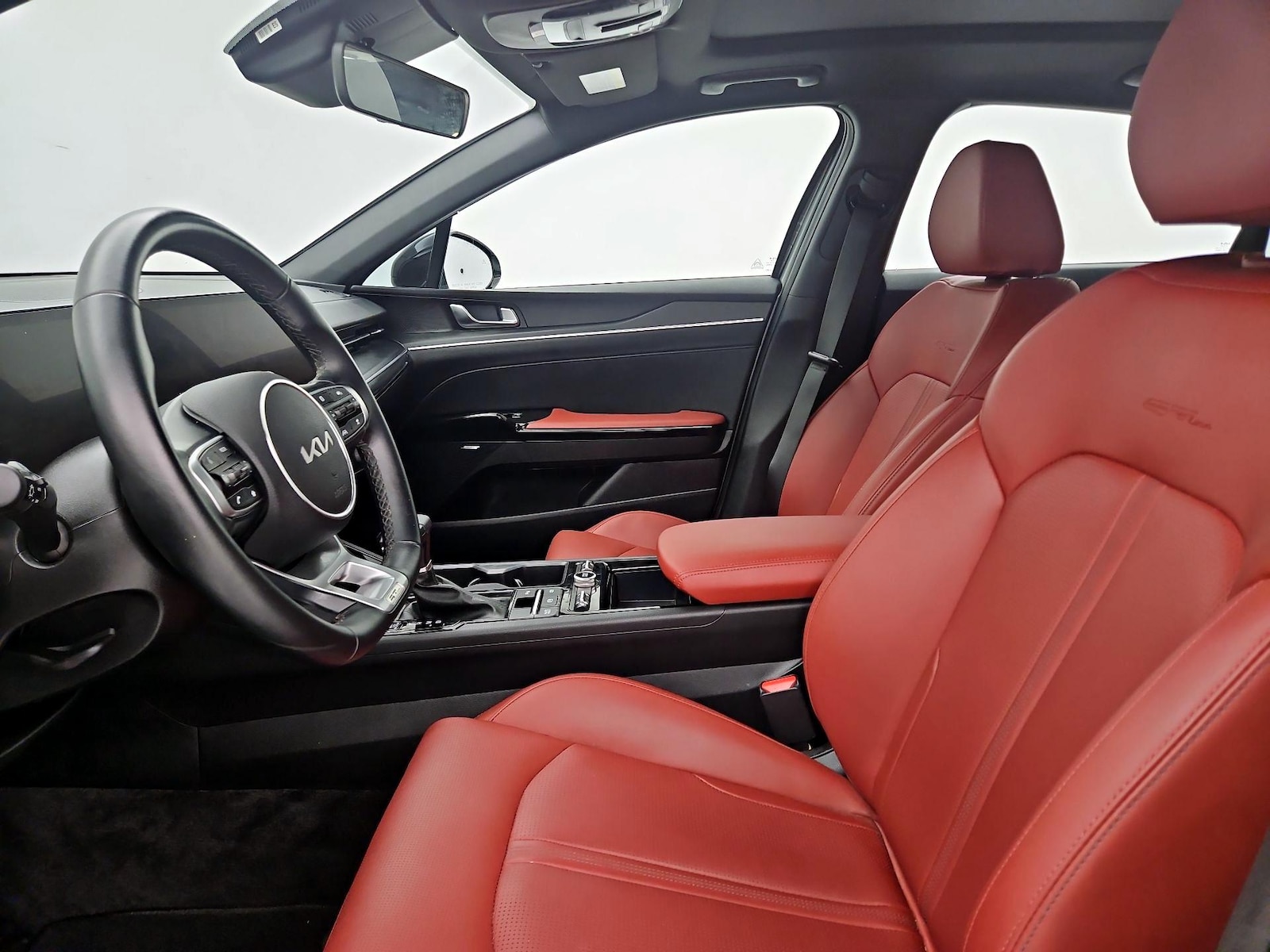 2025 Kia K5 GT-Line - Photo 10