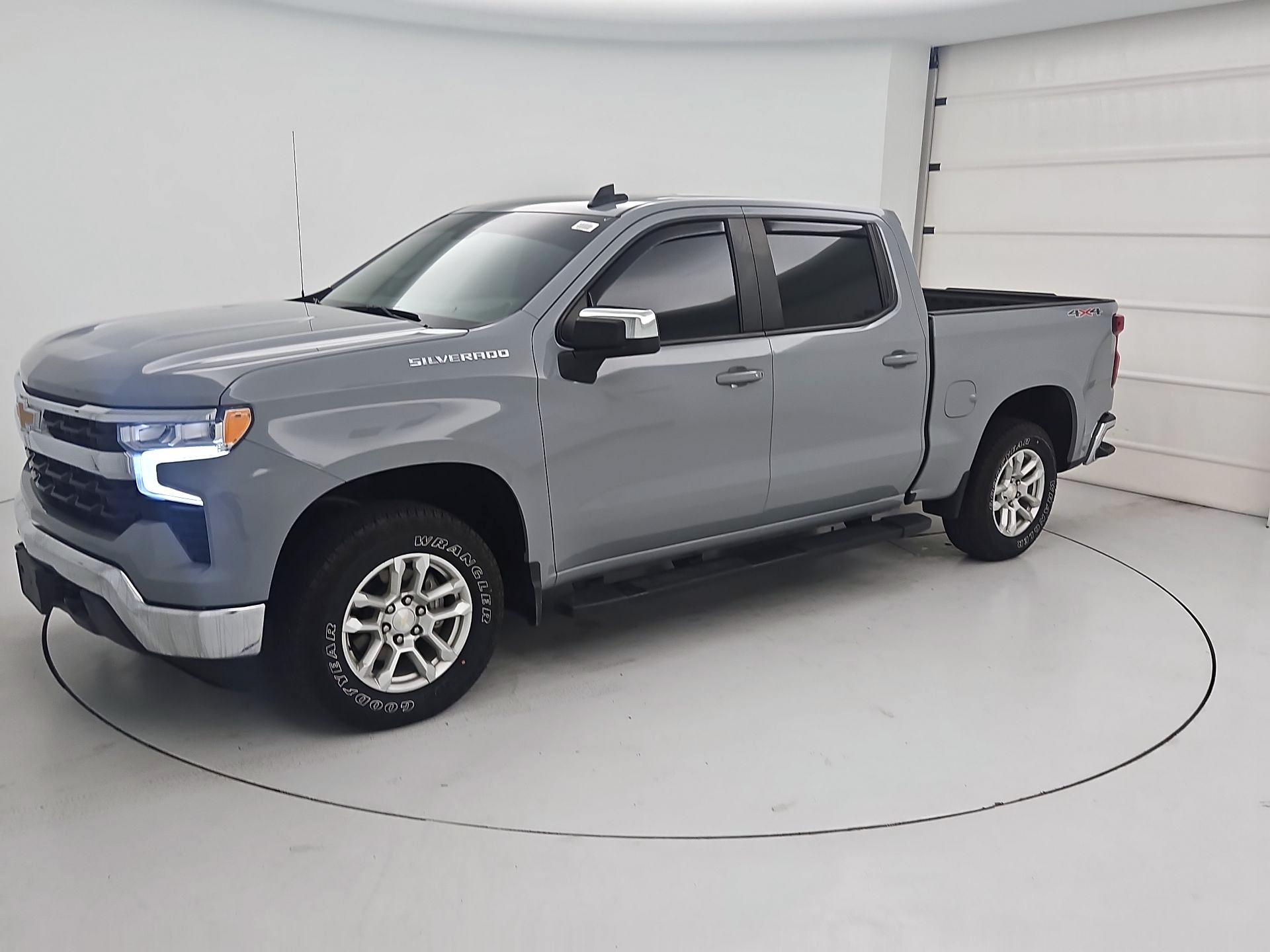 Thumbnail: 2024 Chevrolet Silverado 1500 - 3