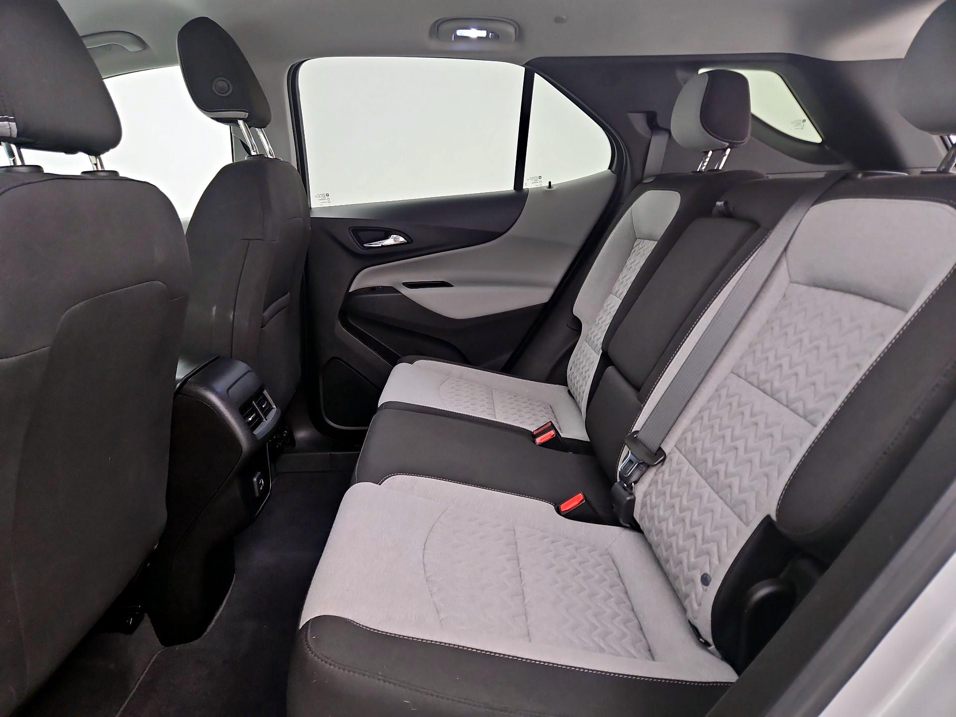 Thumbnail: 2022 Chevrolet Equinox - 18