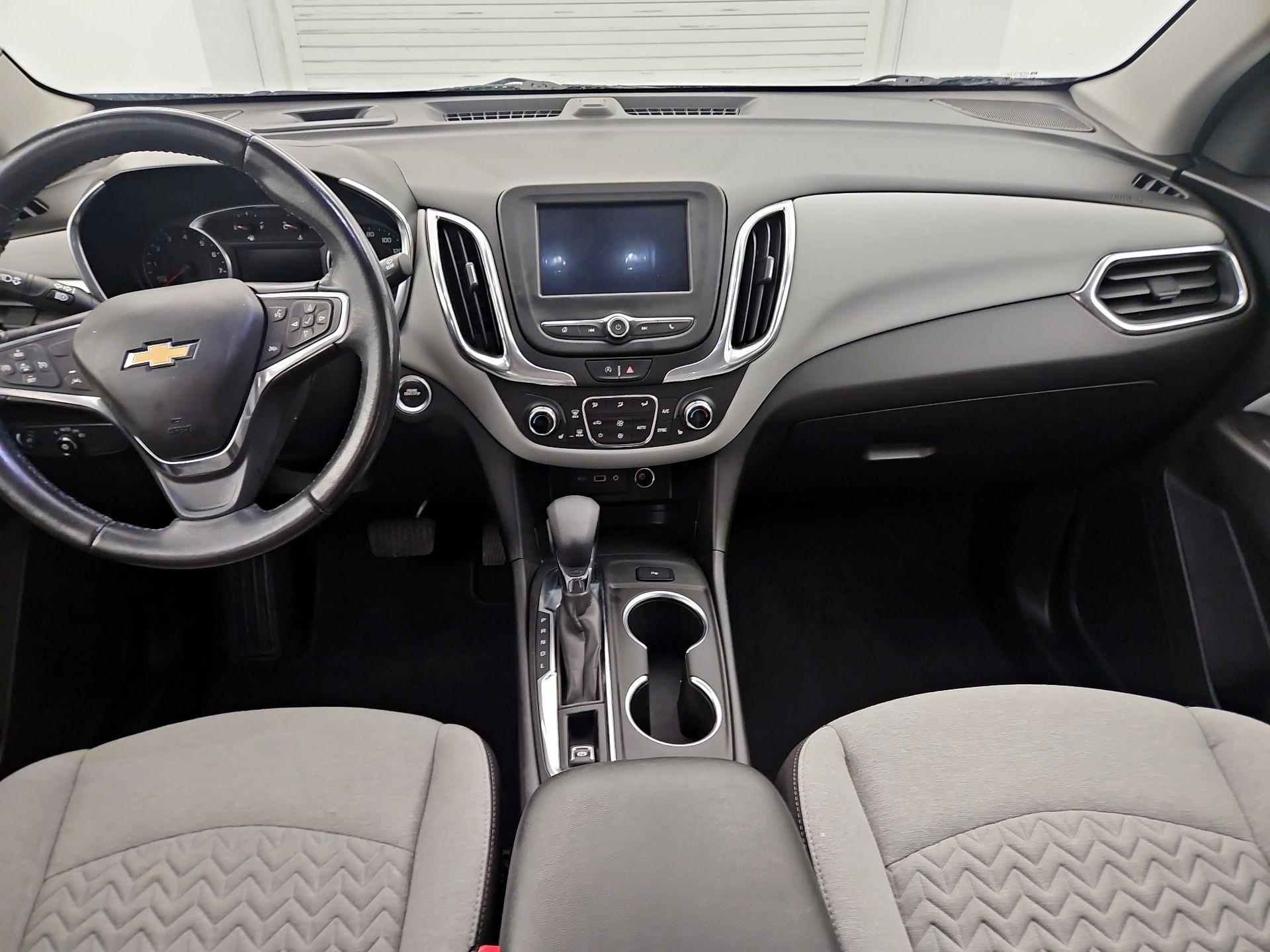 Thumbnail: 2022 Chevrolet Equinox - 8