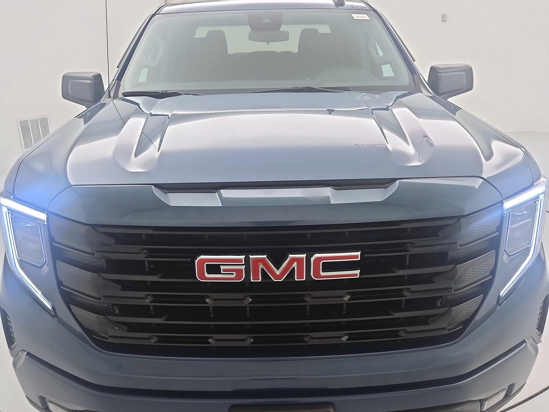 Thumbnail: 2024 GMC Sierra 1500 - 2