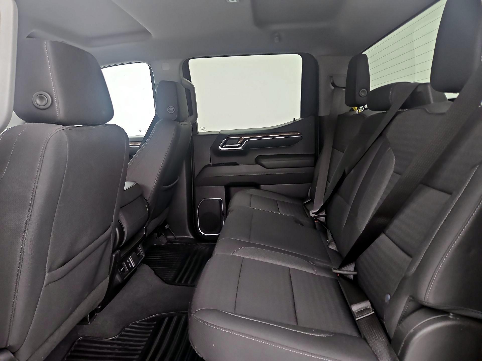 Thumbnail: 2023 Chevrolet Silverado 1500 - 18