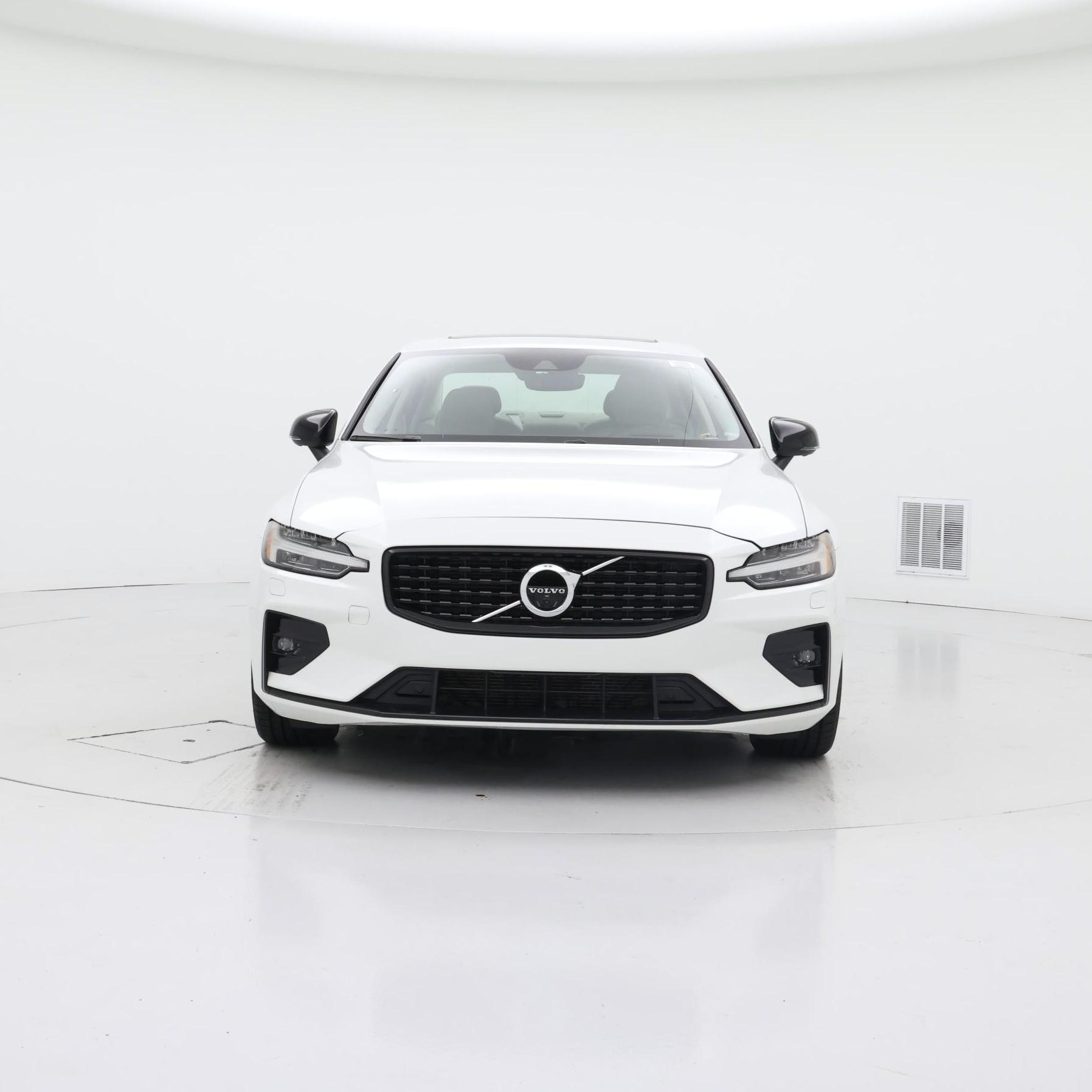 Thumbnail: 2022 Volvo S60 - 5