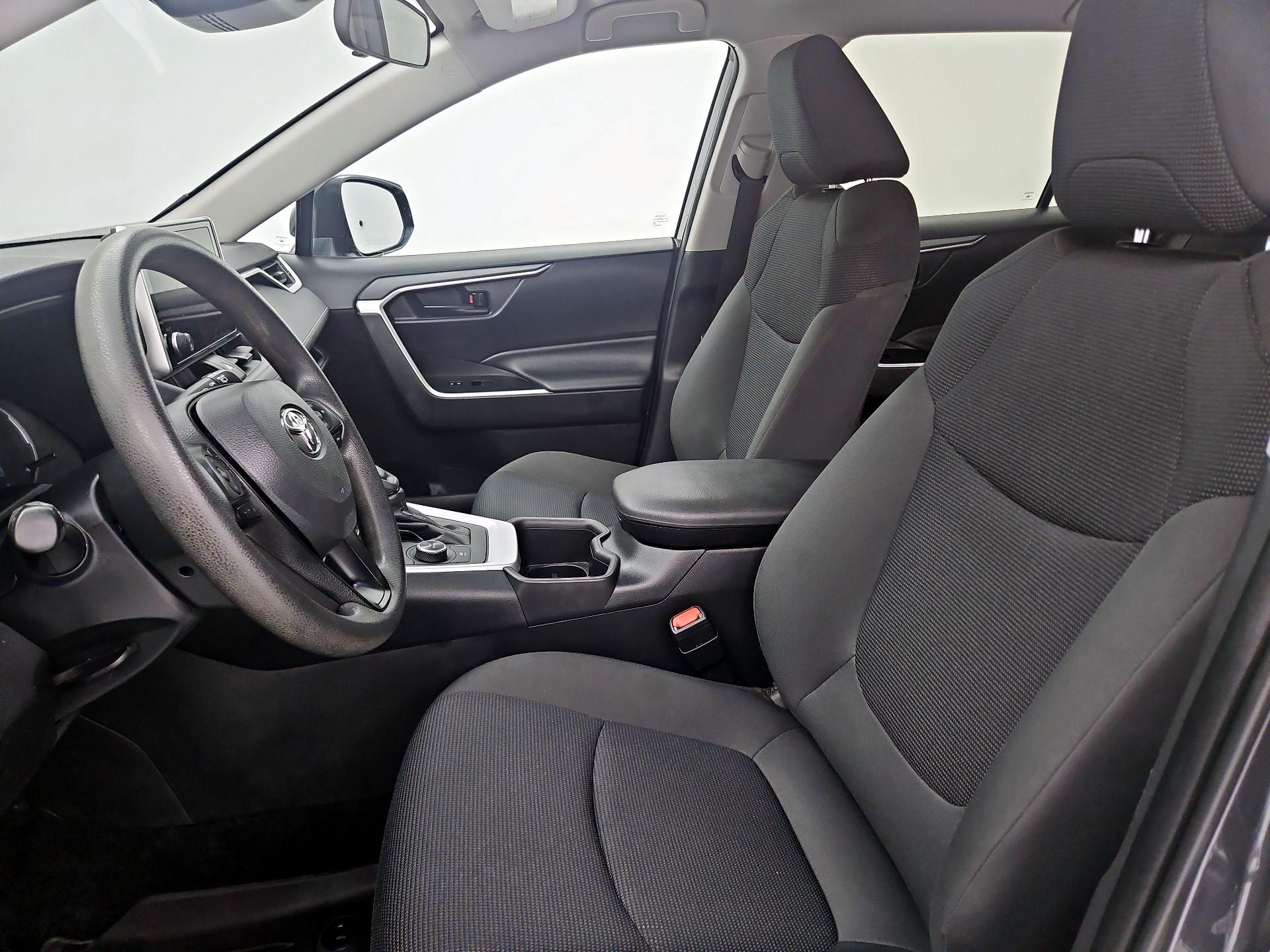 Thumbnail: 2024 Toyota RAV4 - 9