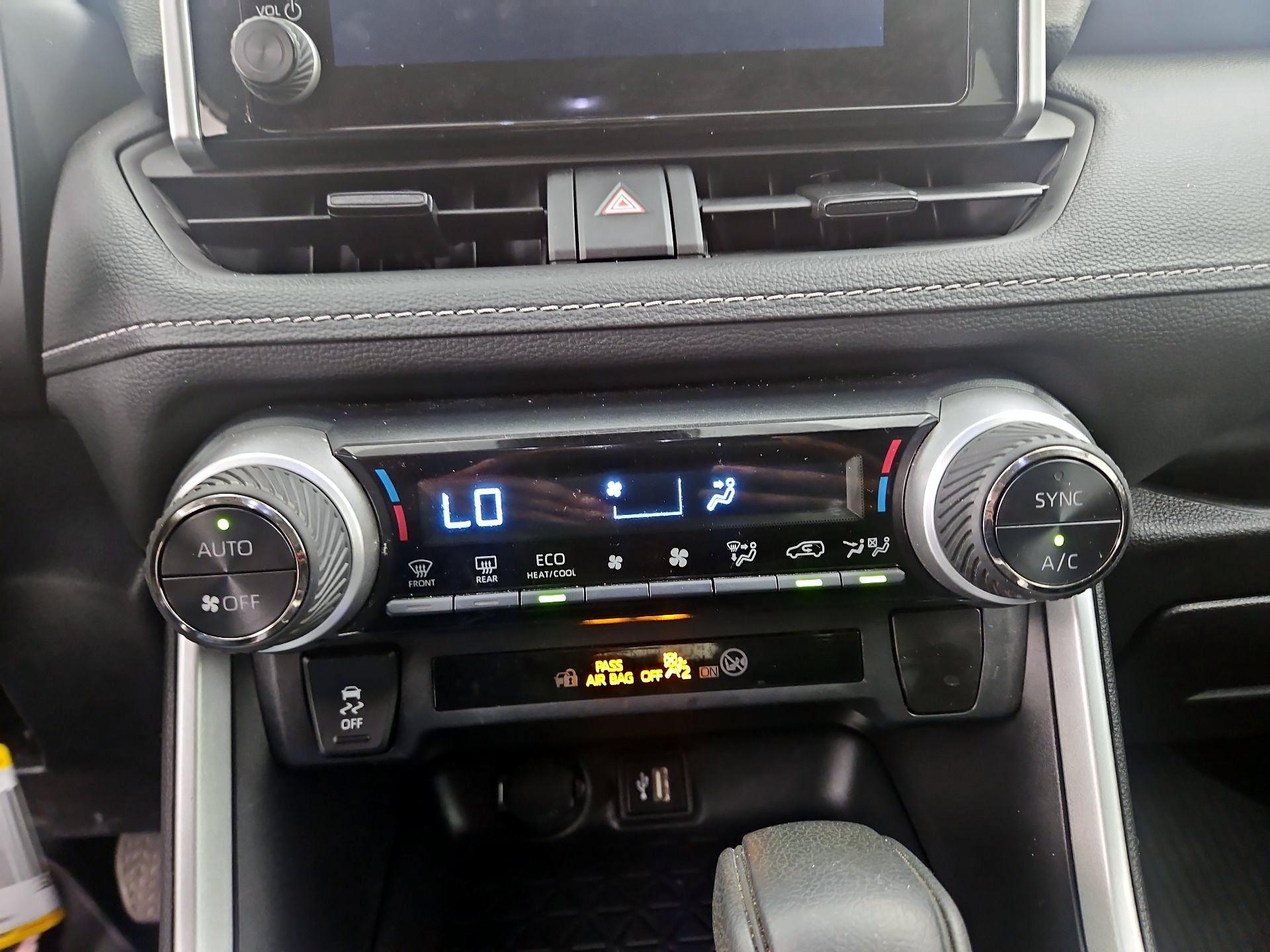 Thumbnail: 2024 Toyota RAV4 - 15