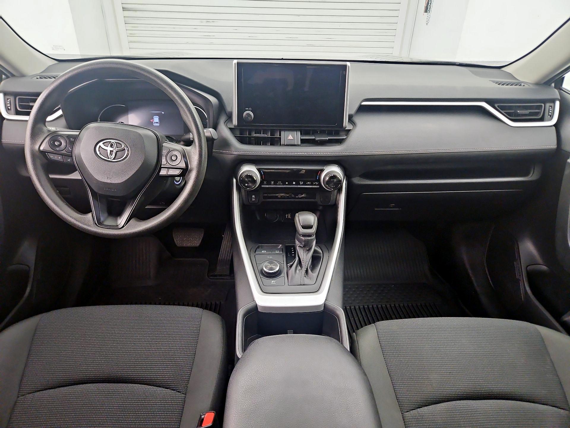 Thumbnail: 2024 Toyota RAV4 - 8