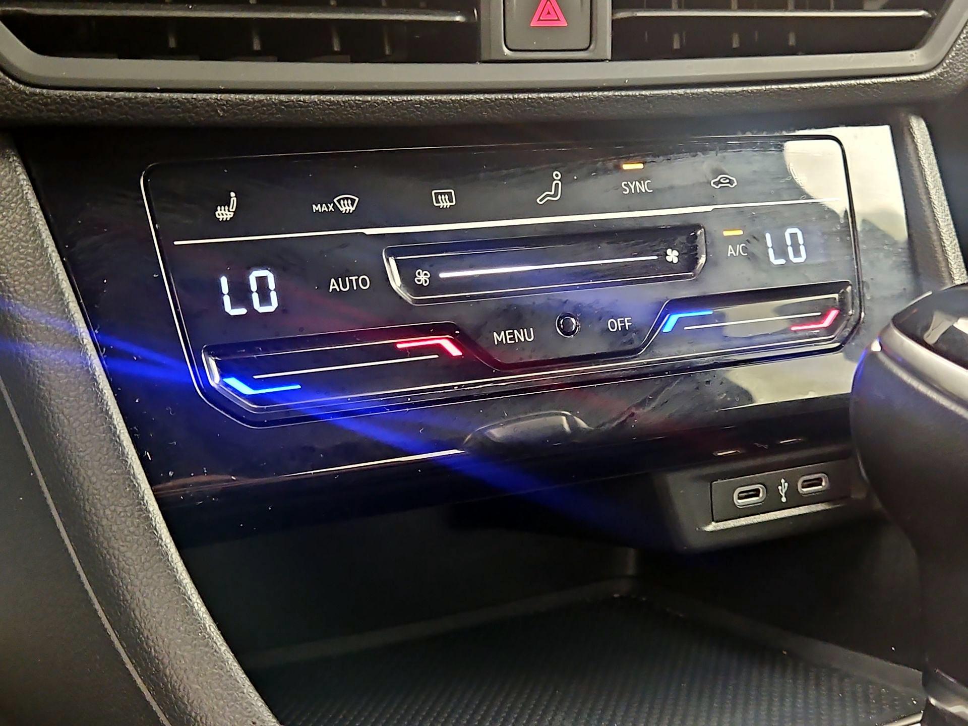 Thumbnail: 2025 Volkswagen Jetta - 16
