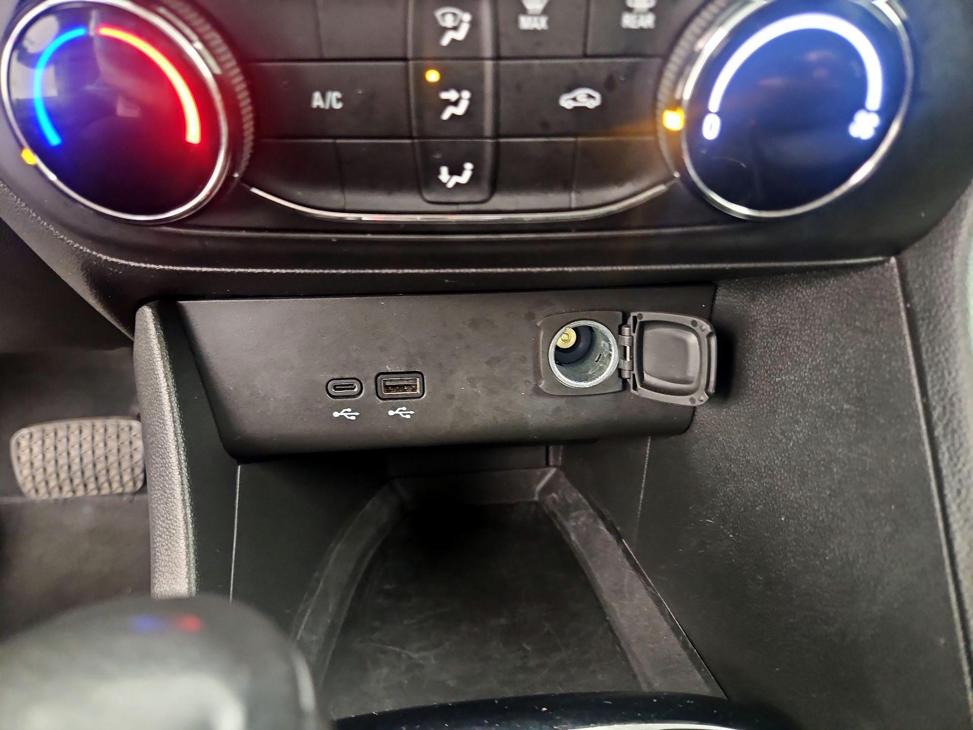 Thumbnail: 2024 Buick Encore GX - 18