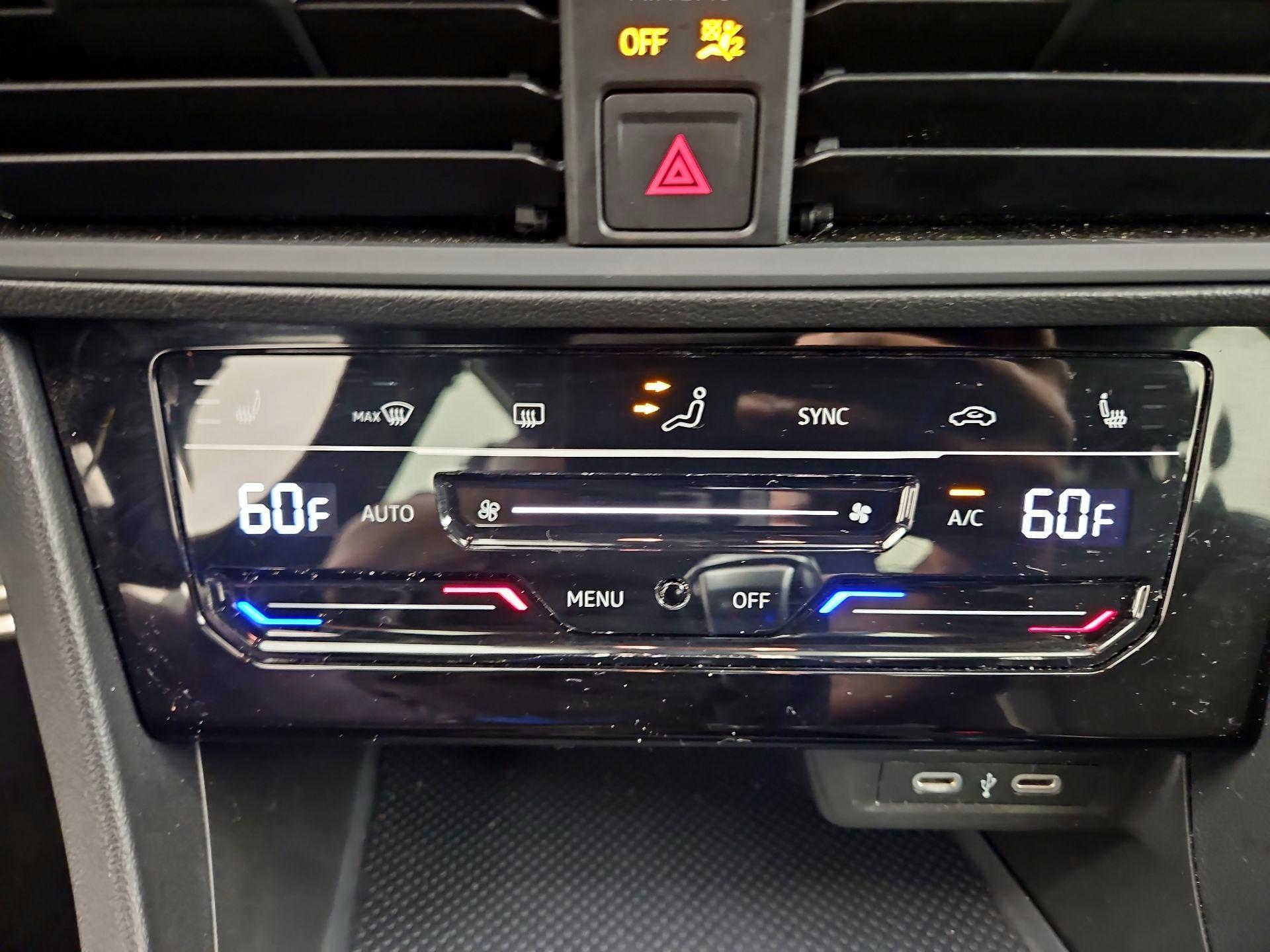 Thumbnail: 2025 Volkswagen Jetta - 16