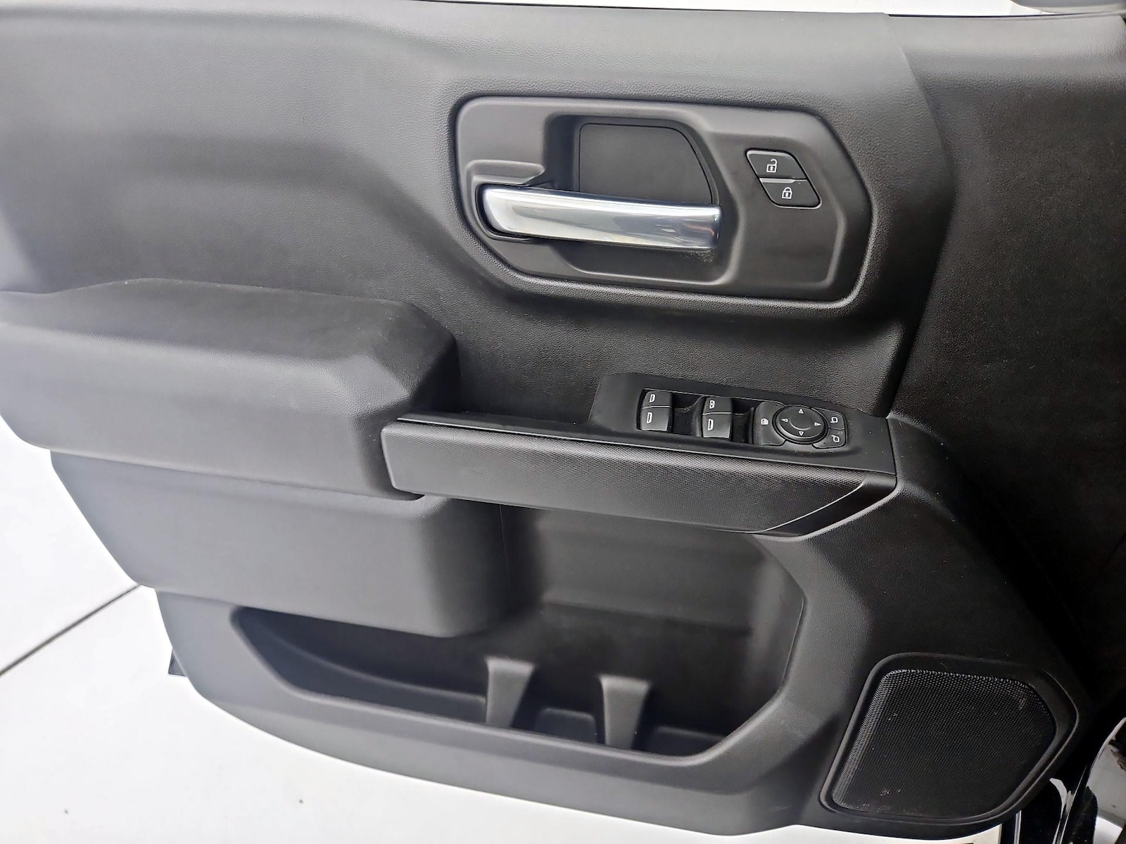 2023 Chevrolet Silverado 1500 Custom - Photo 13