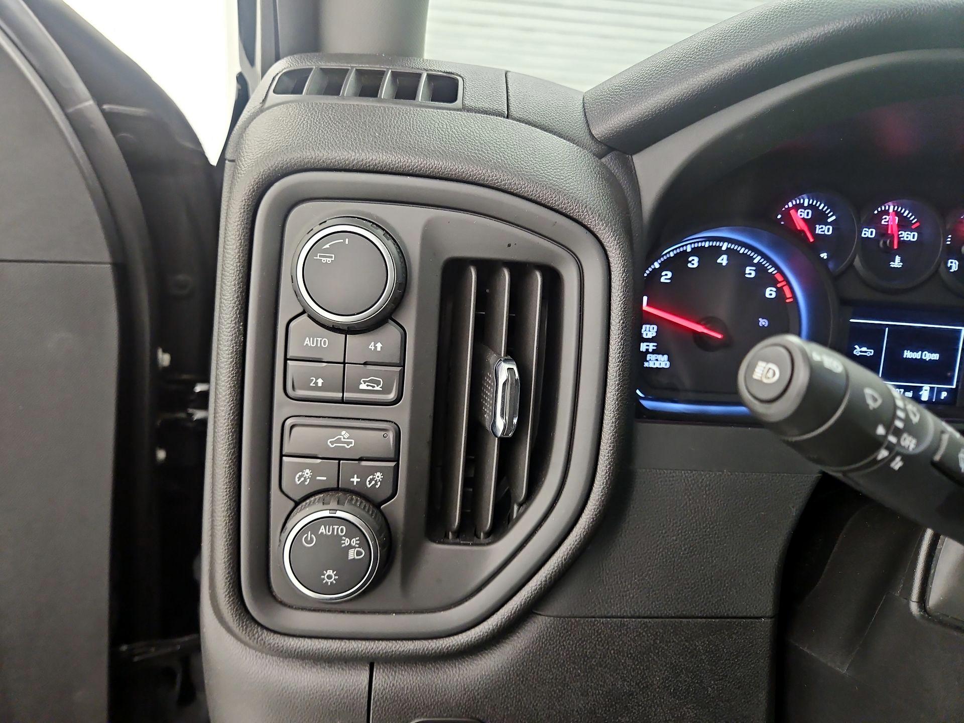 Thumbnail: 2023 Chevrolet Silverado 1500 - 13