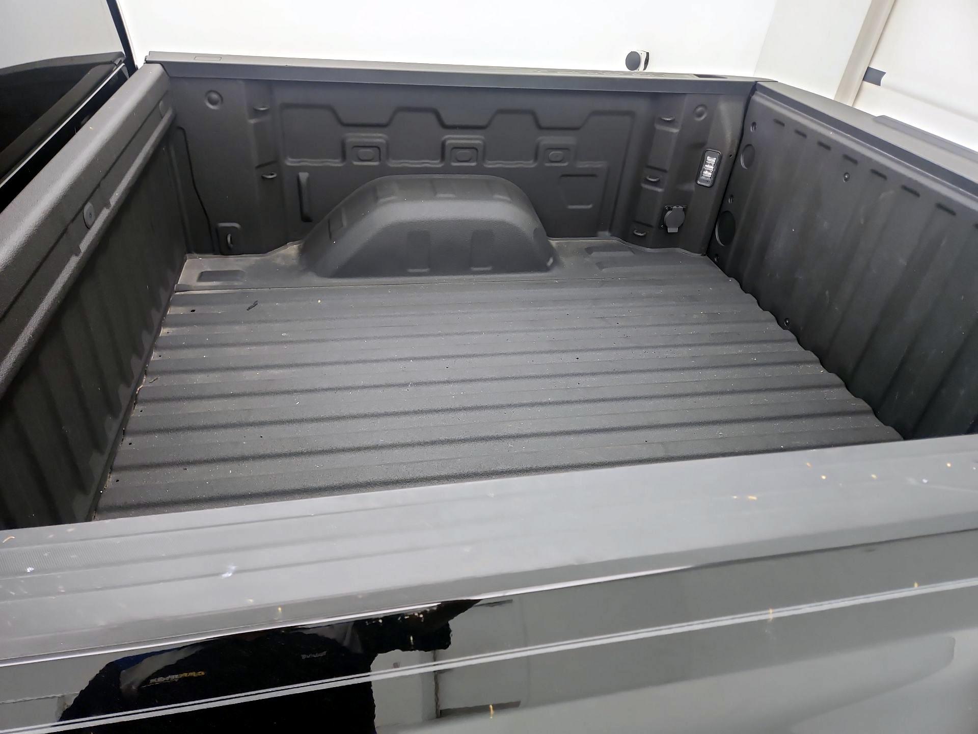 Thumbnail: 2023 Chevrolet Silverado 1500 - 20