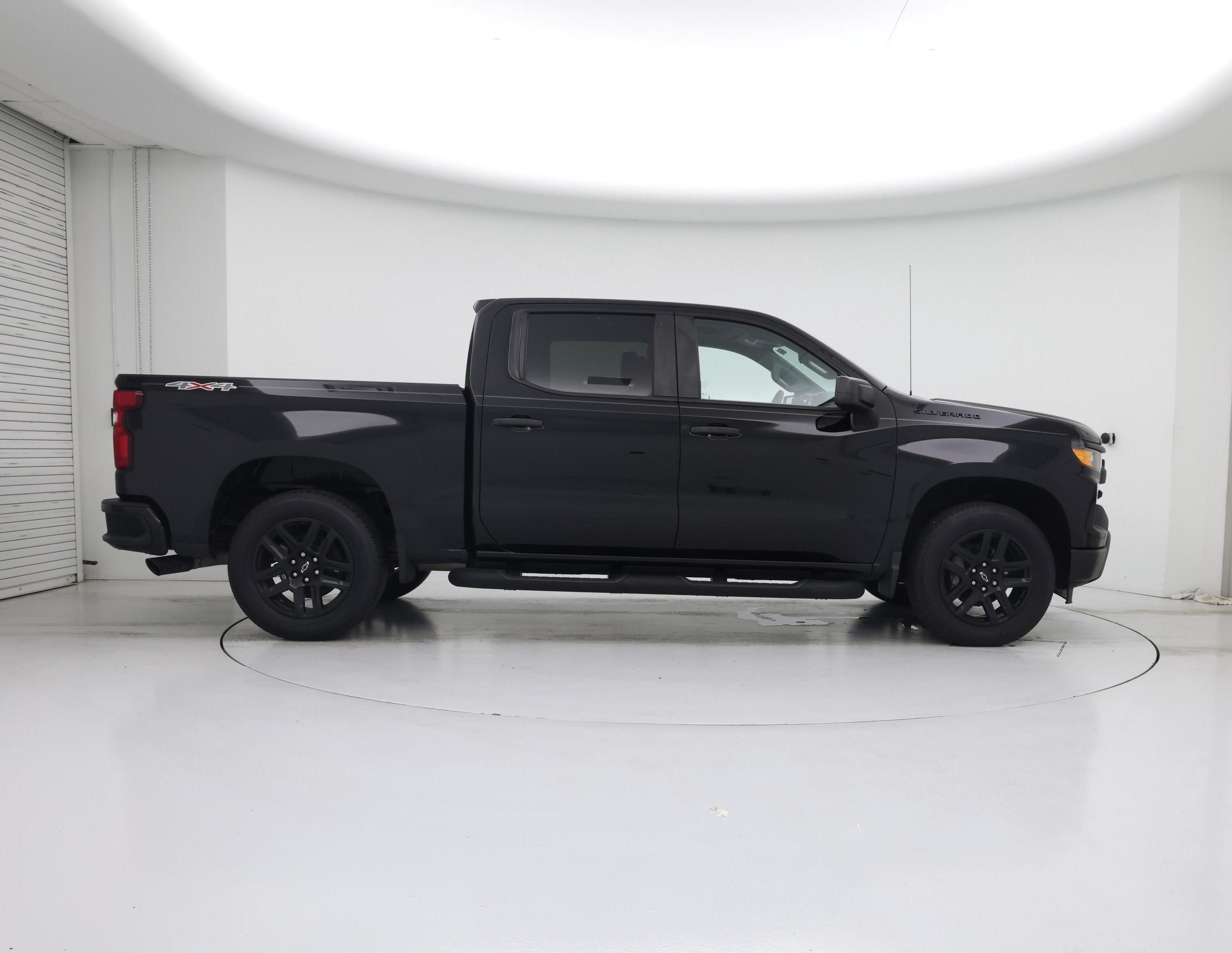 Thumbnail: 2023 Chevrolet Silverado 1500 - 7