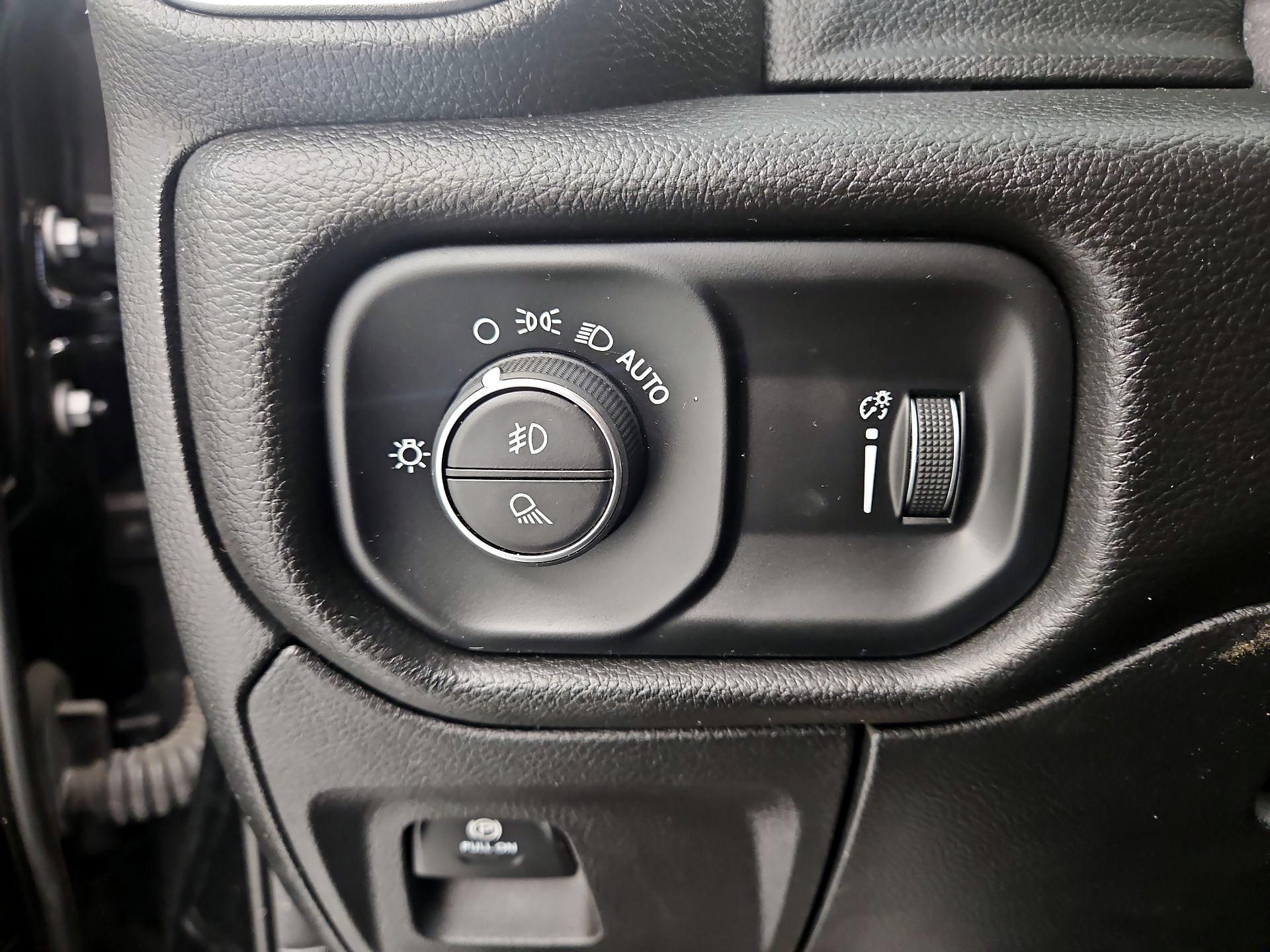 Thumbnail: 2023 RAM 1500 - 13