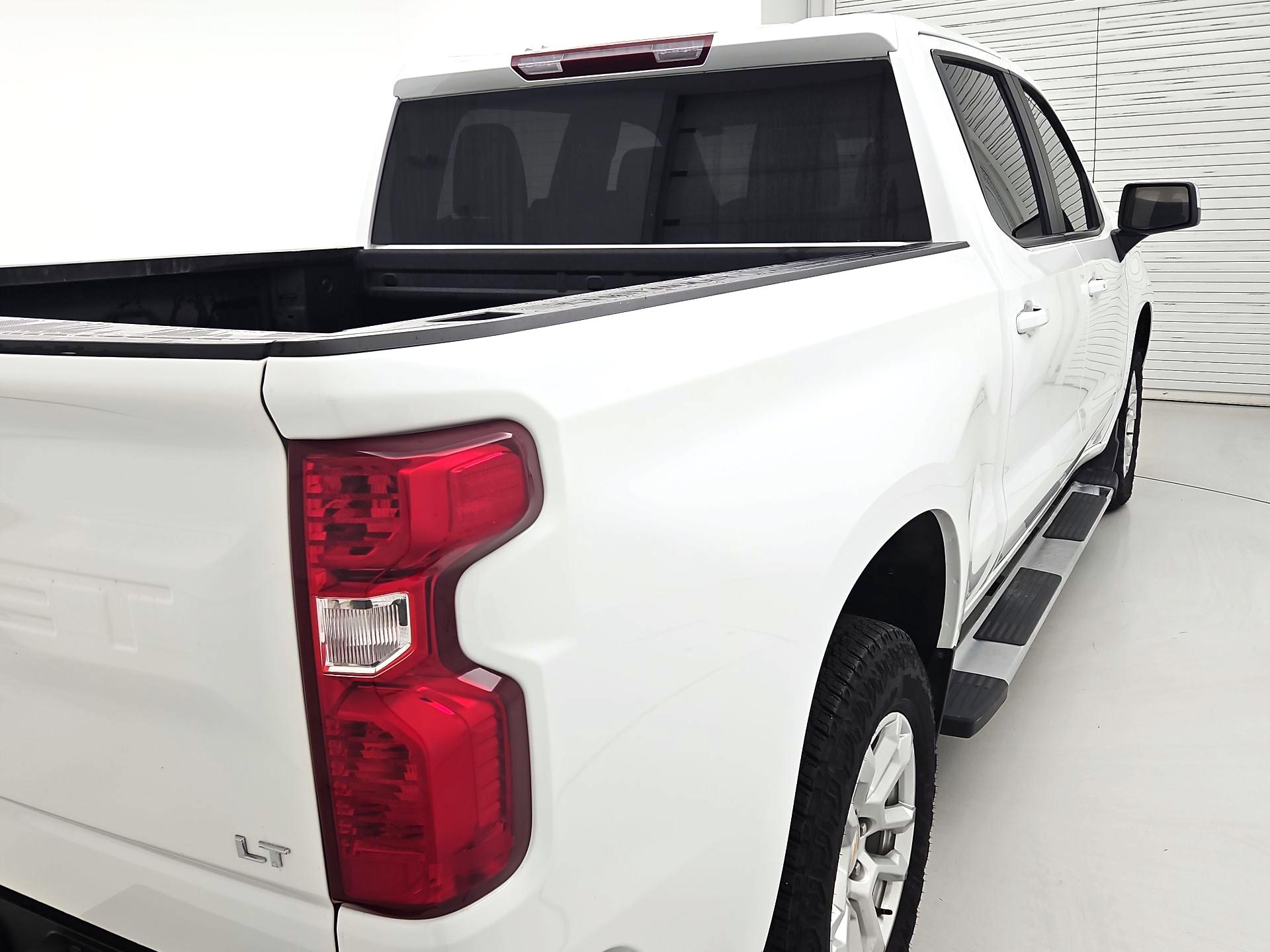 Thumbnail: 2025 Chevrolet Silverado 1500 - 5