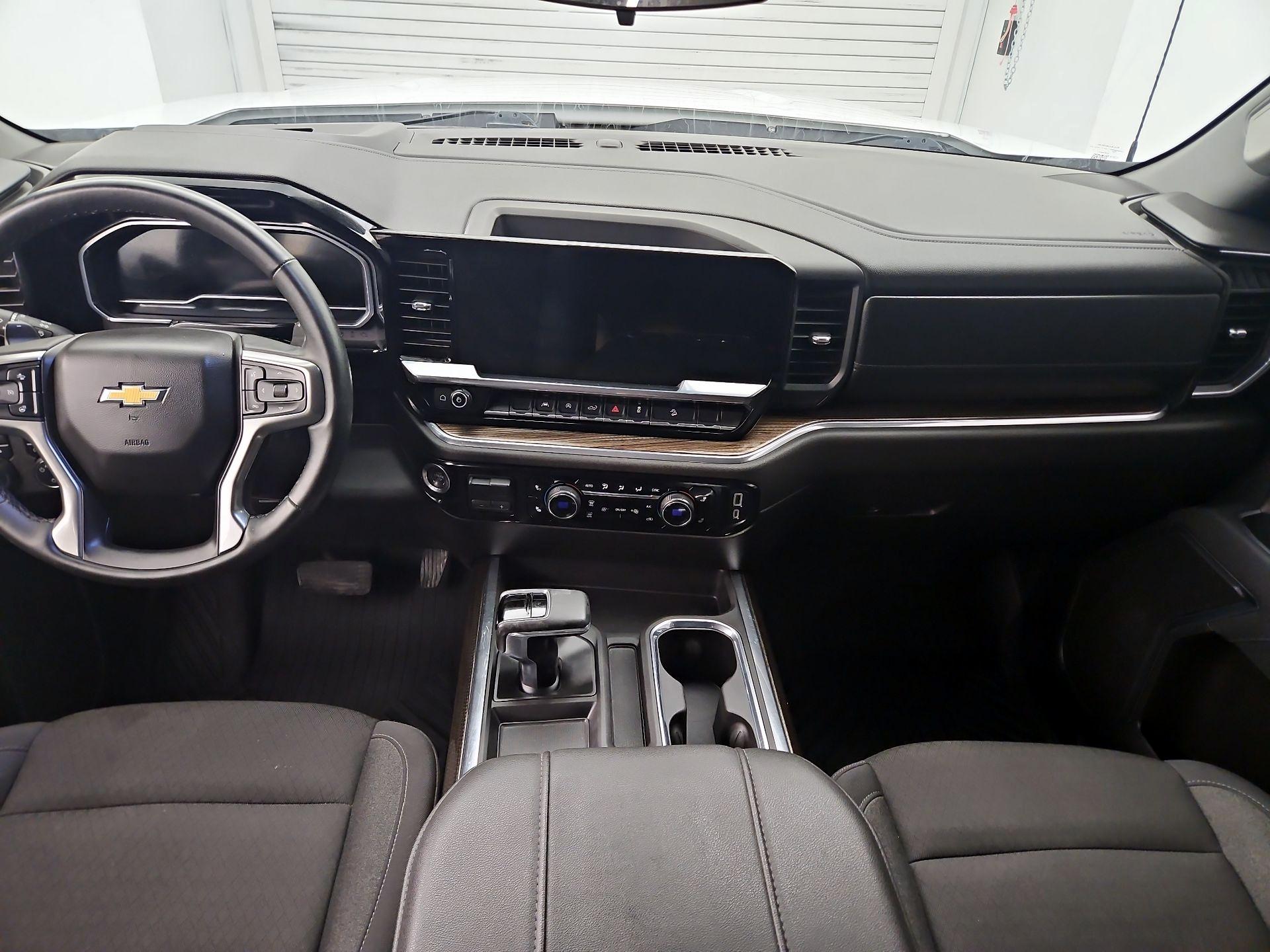 Thumbnail: 2025 Chevrolet Silverado 1500 - 8