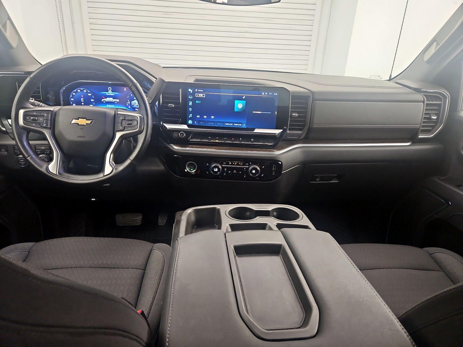 Thumbnail: 2023 Chevrolet Silverado 1500 - 9