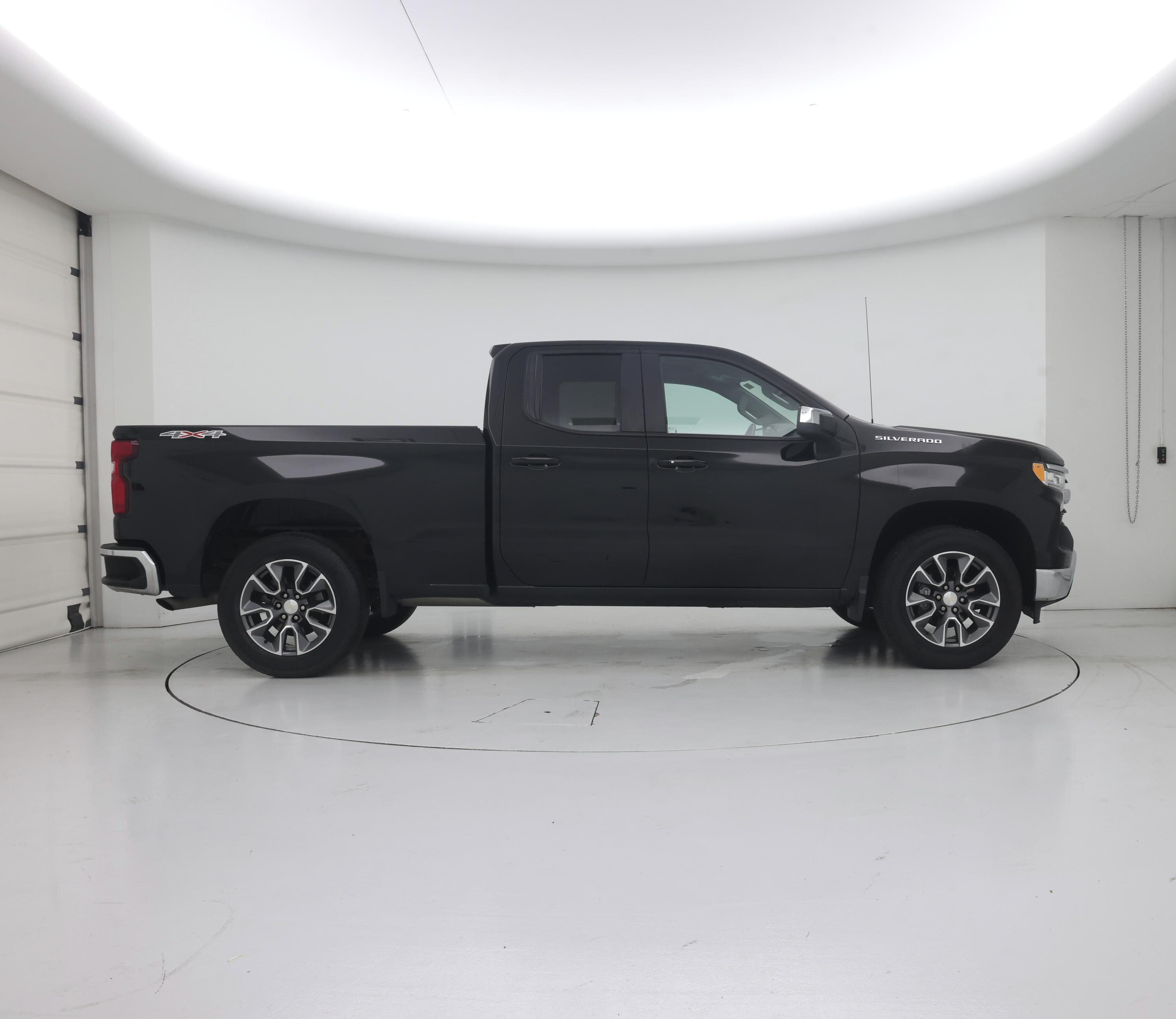 Thumbnail: 2023 Chevrolet Silverado 1500 - 7