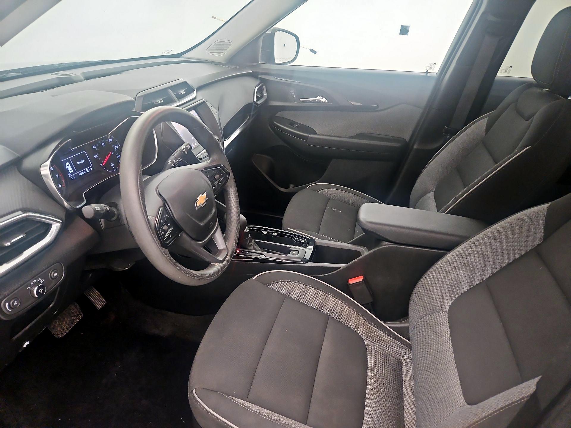 Thumbnail: 2023 Chevrolet TrailBlazer - 11
