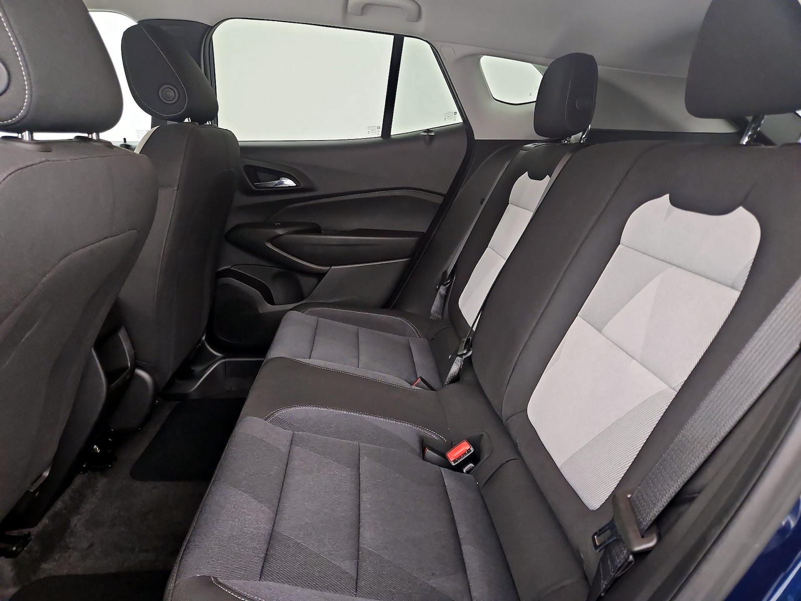 2024 Chevrolet Trax LS - Photo 19